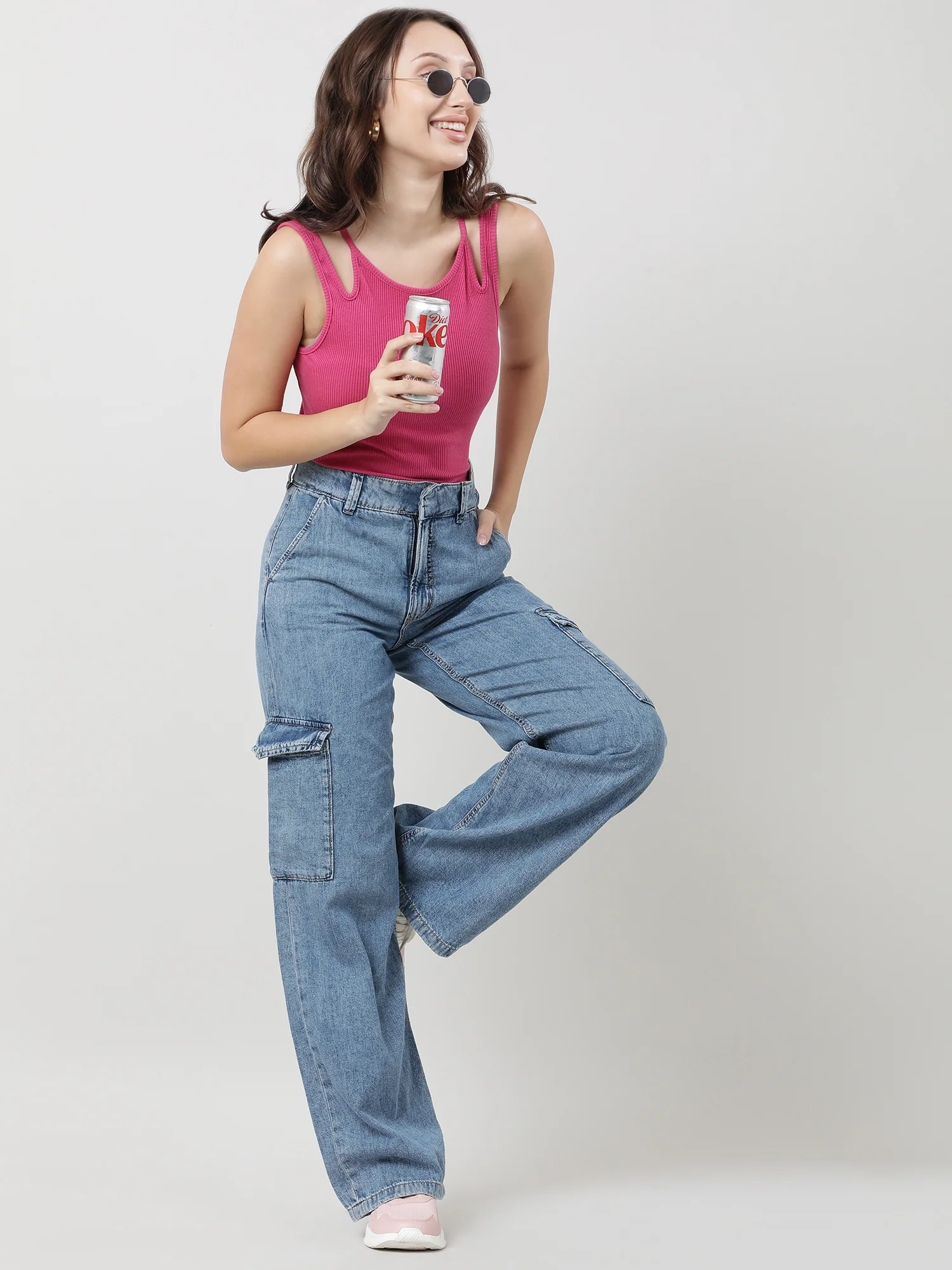 Women Relaxed Fit Blue Washed Denim Jeans - Image 7