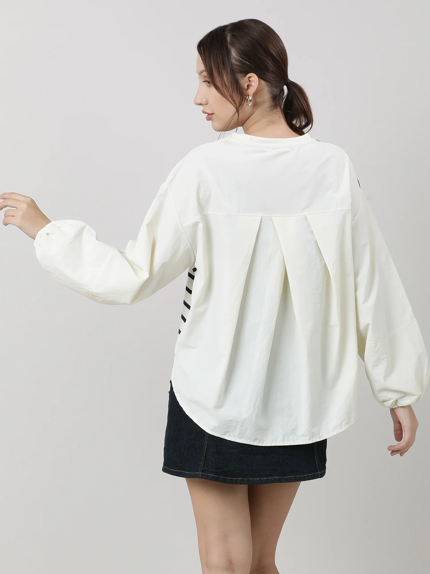 Women Relaxed Fit Cream Striped Top - Image 2
