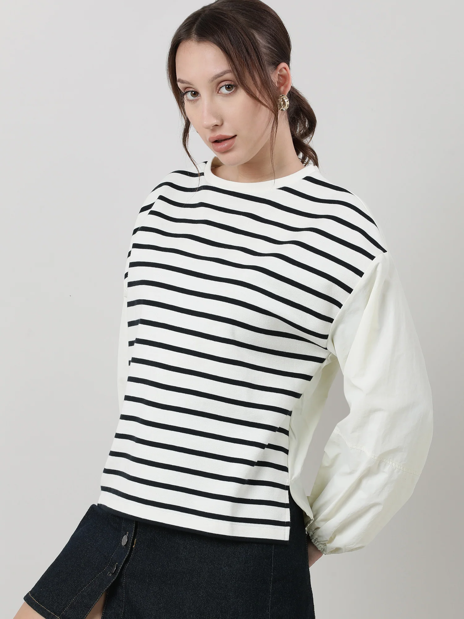 Women Relaxed Fit Cream Striped Top - Image 6