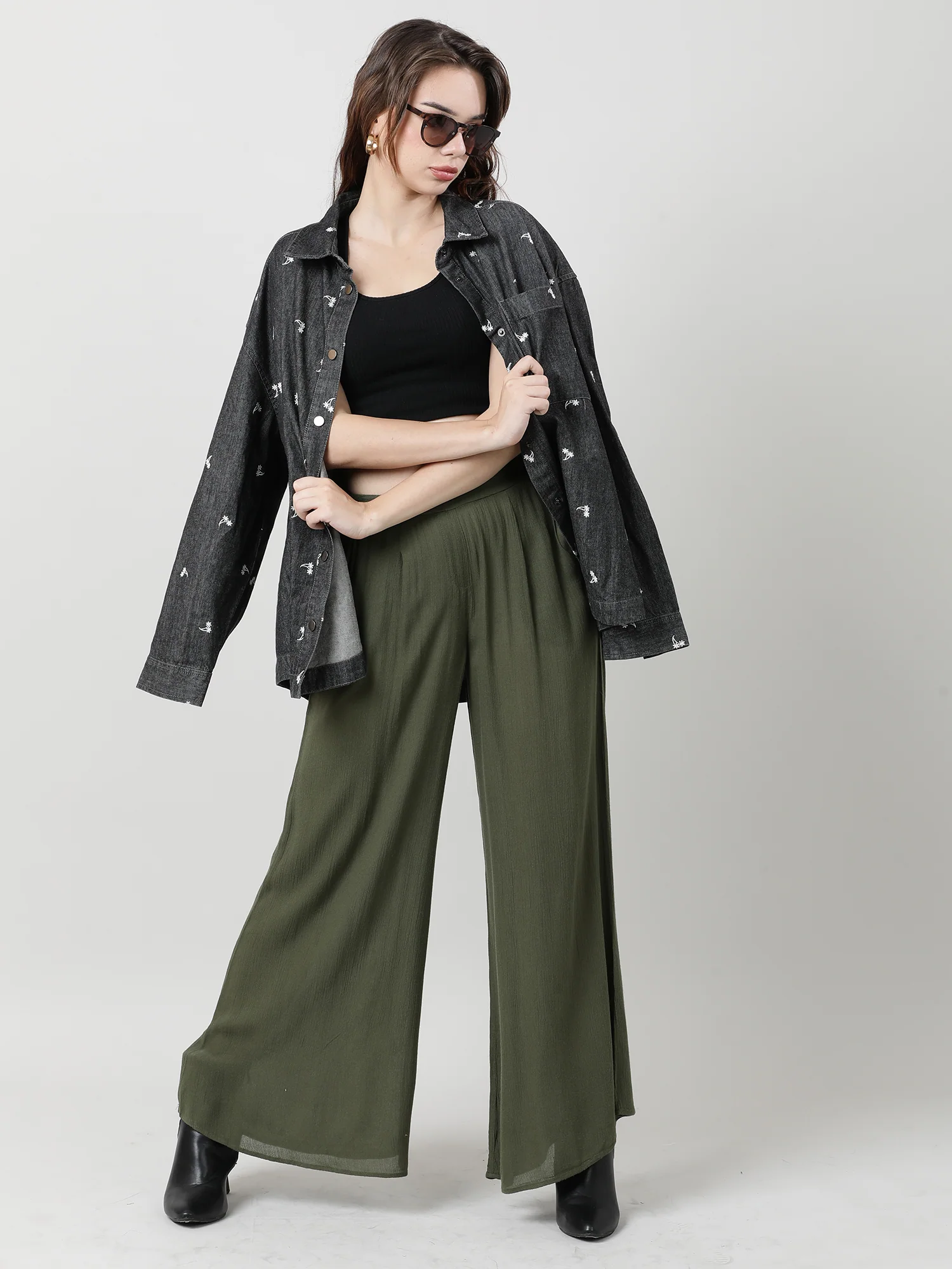 Women Relaxed Fit Olive Pants - Image 6