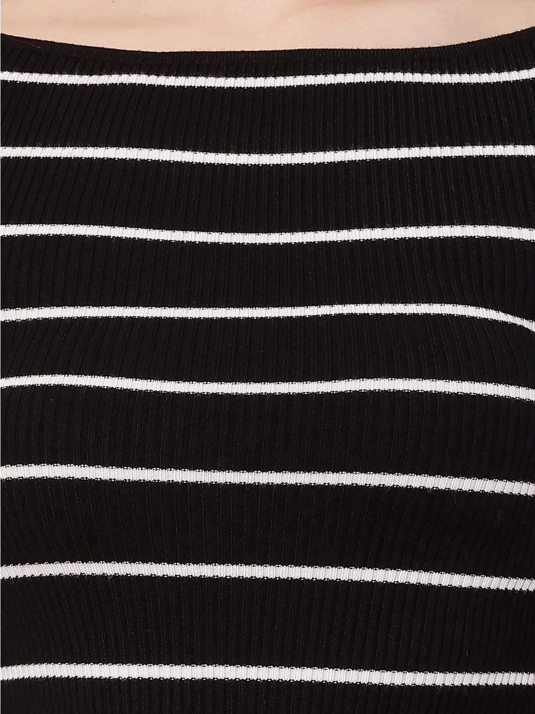 Women  Ribbed Black Top - Image 5