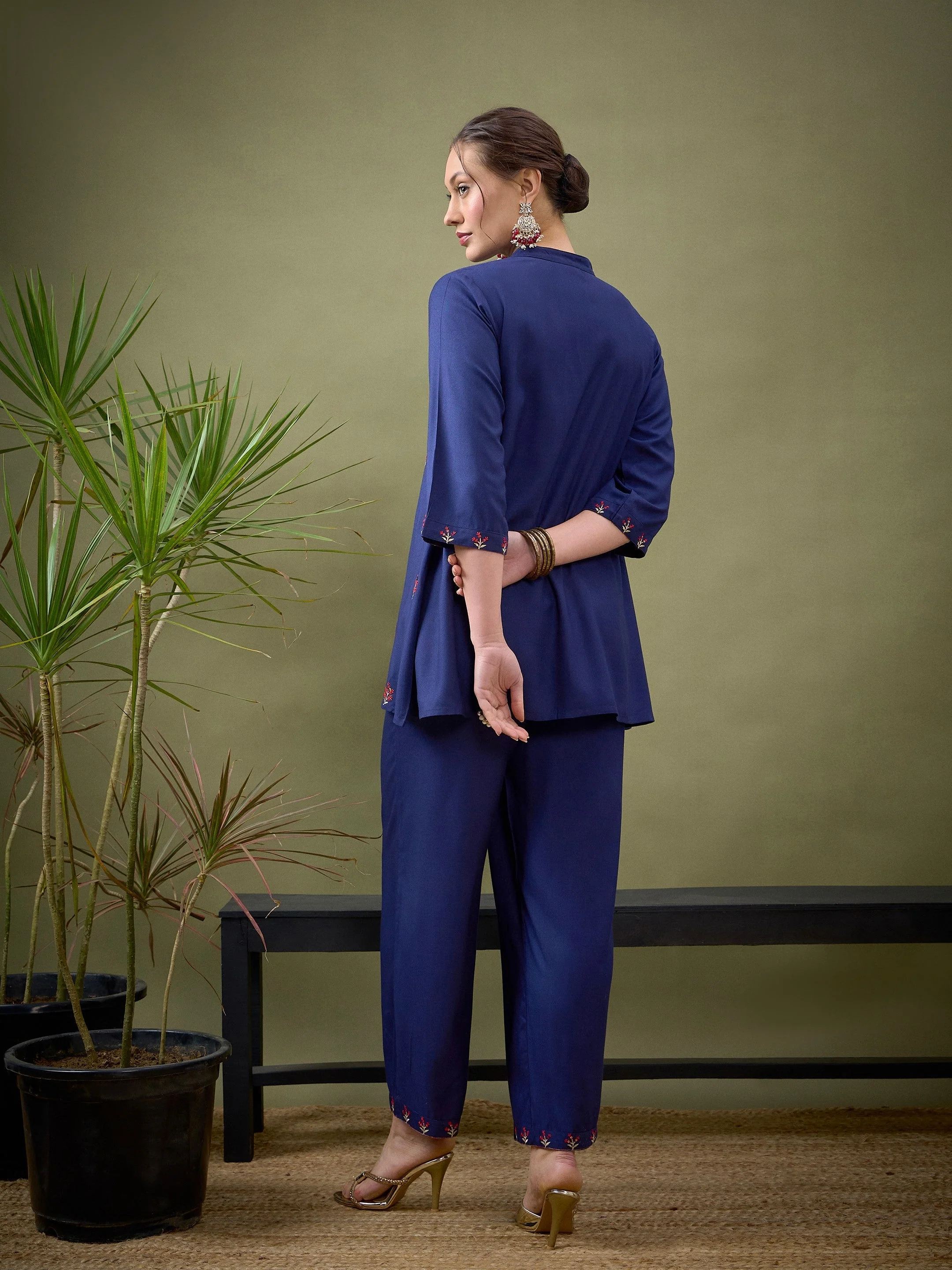 Women Royal Blue All Over Embroidered Shirt With Palazzos - Image 6