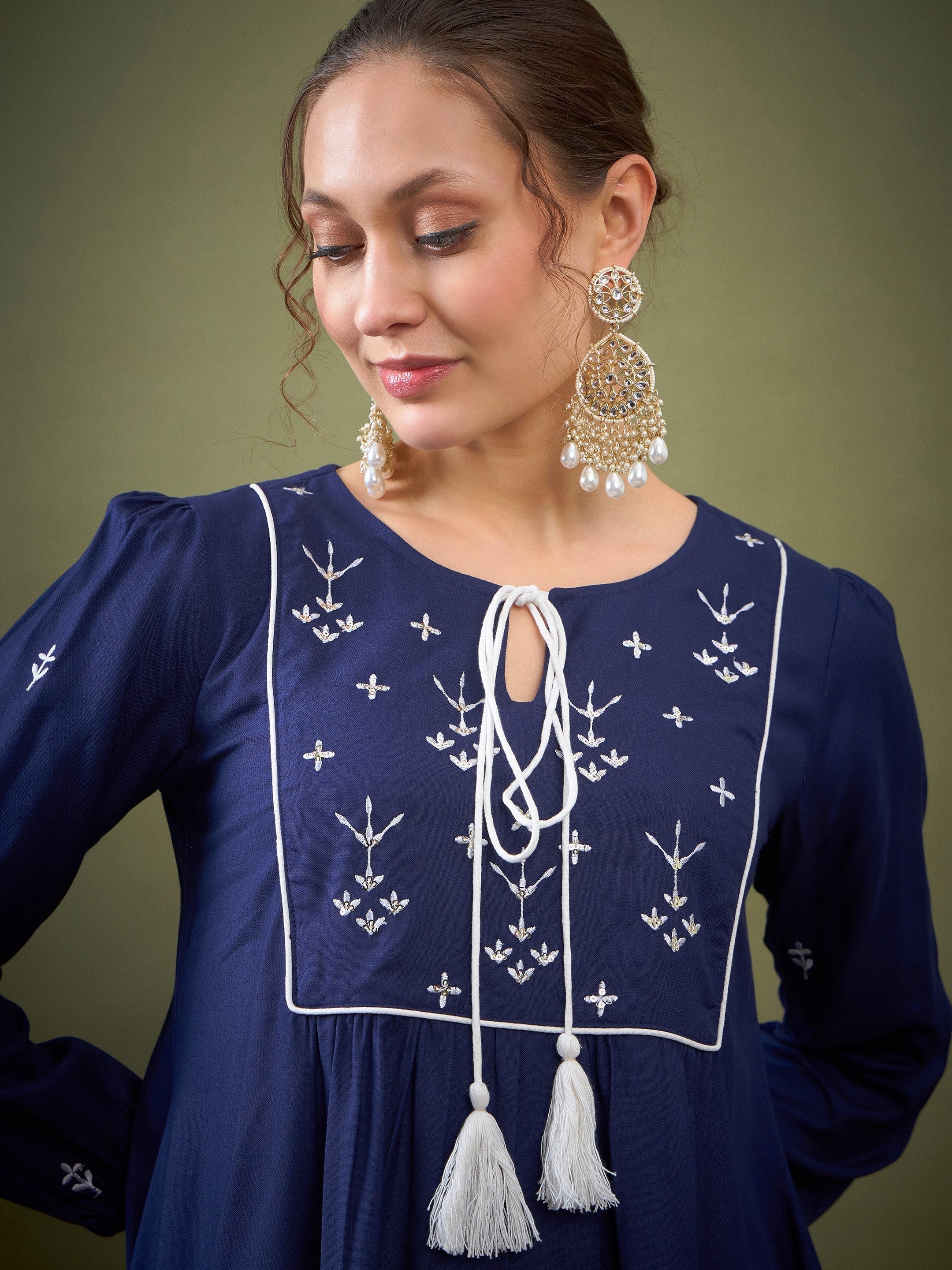 Women Royal Blue Embroidered Peplum Top With Palazzos - Image 4