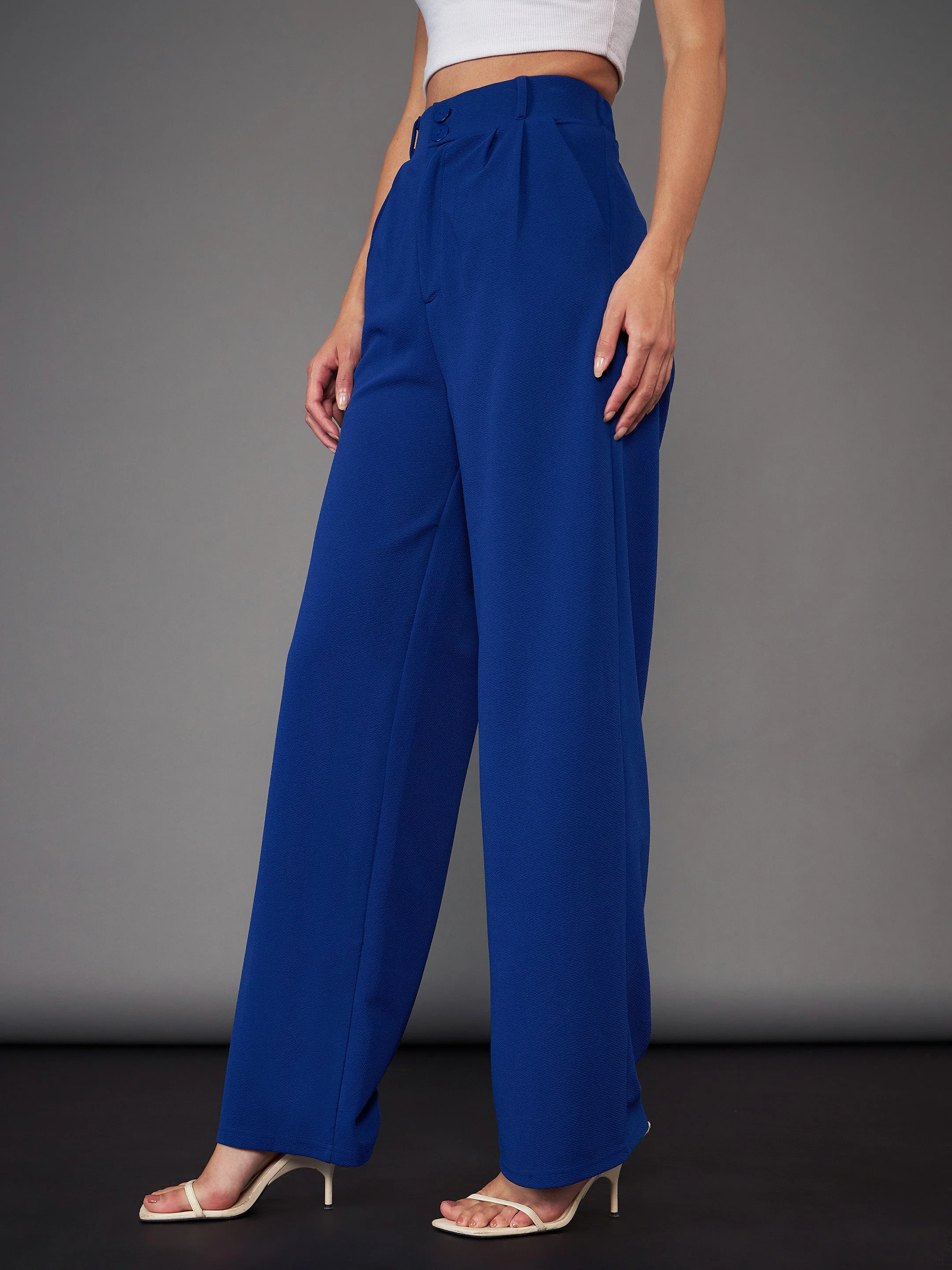 Women Royal Blue Pleated Straight Pants - Image 4