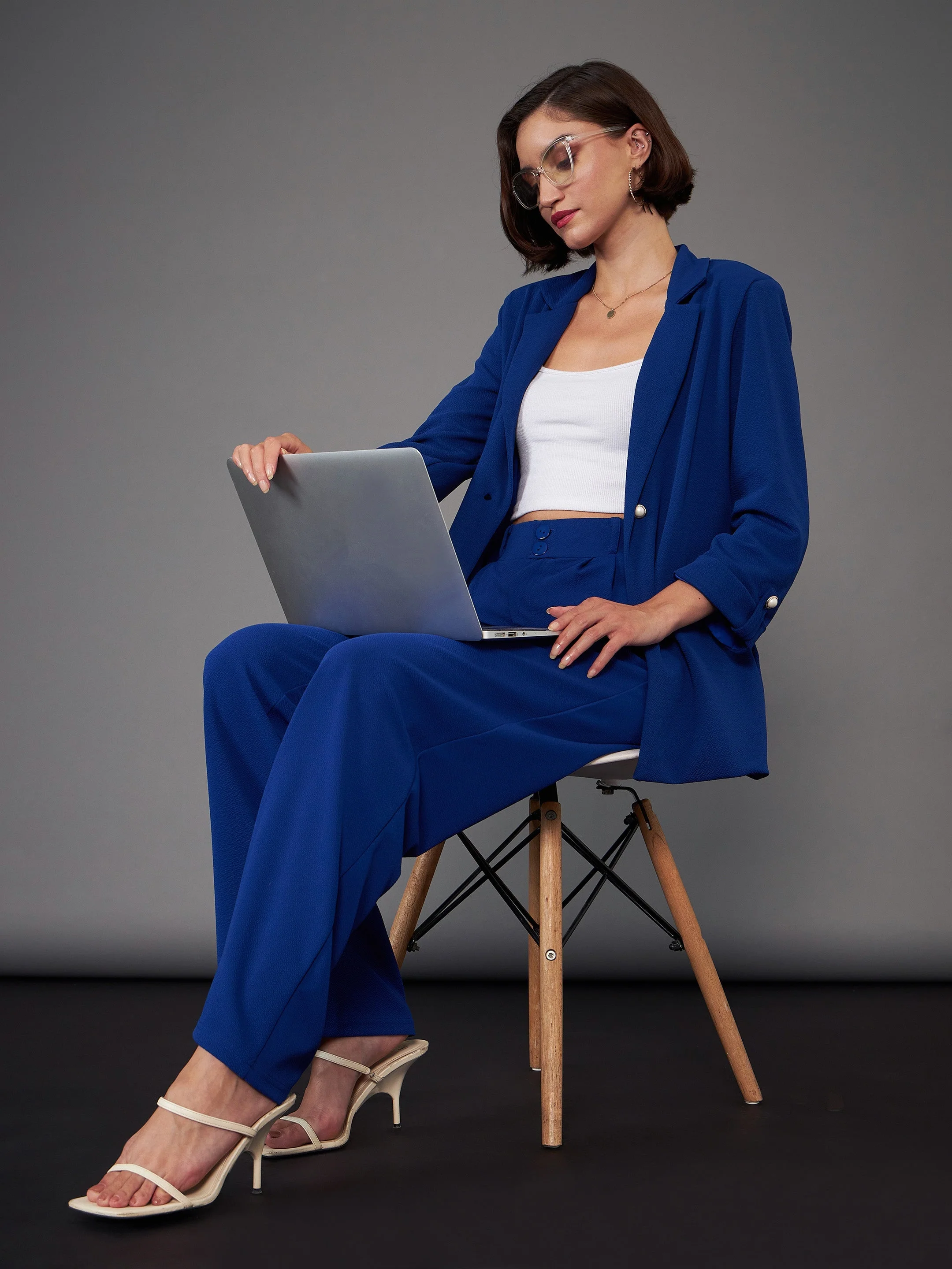 Women Royal Blue Pleated Straight Pants - Image 6