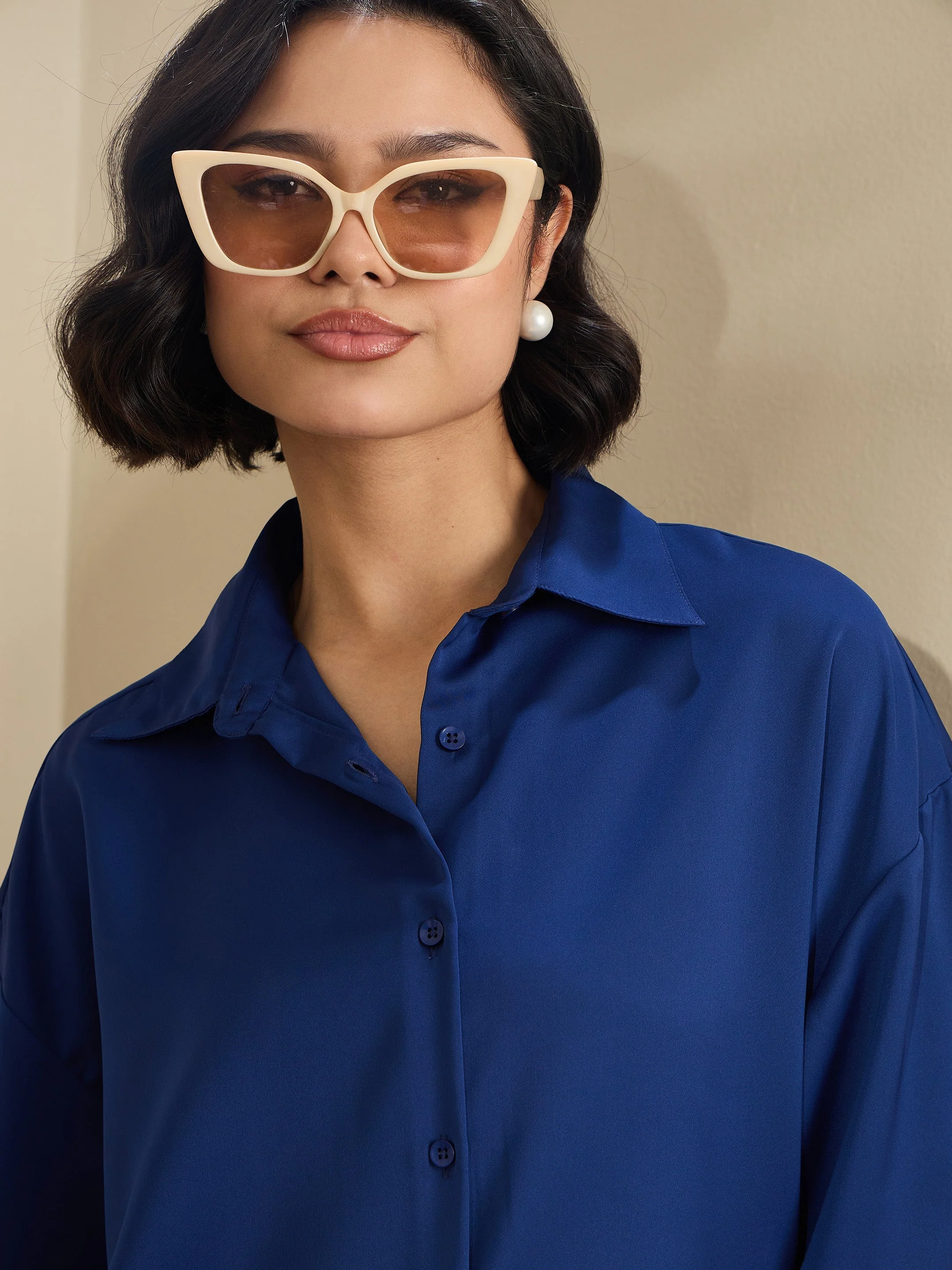 Women Royal Blue Satin Oversized Curved Hem Shirt - Image 4