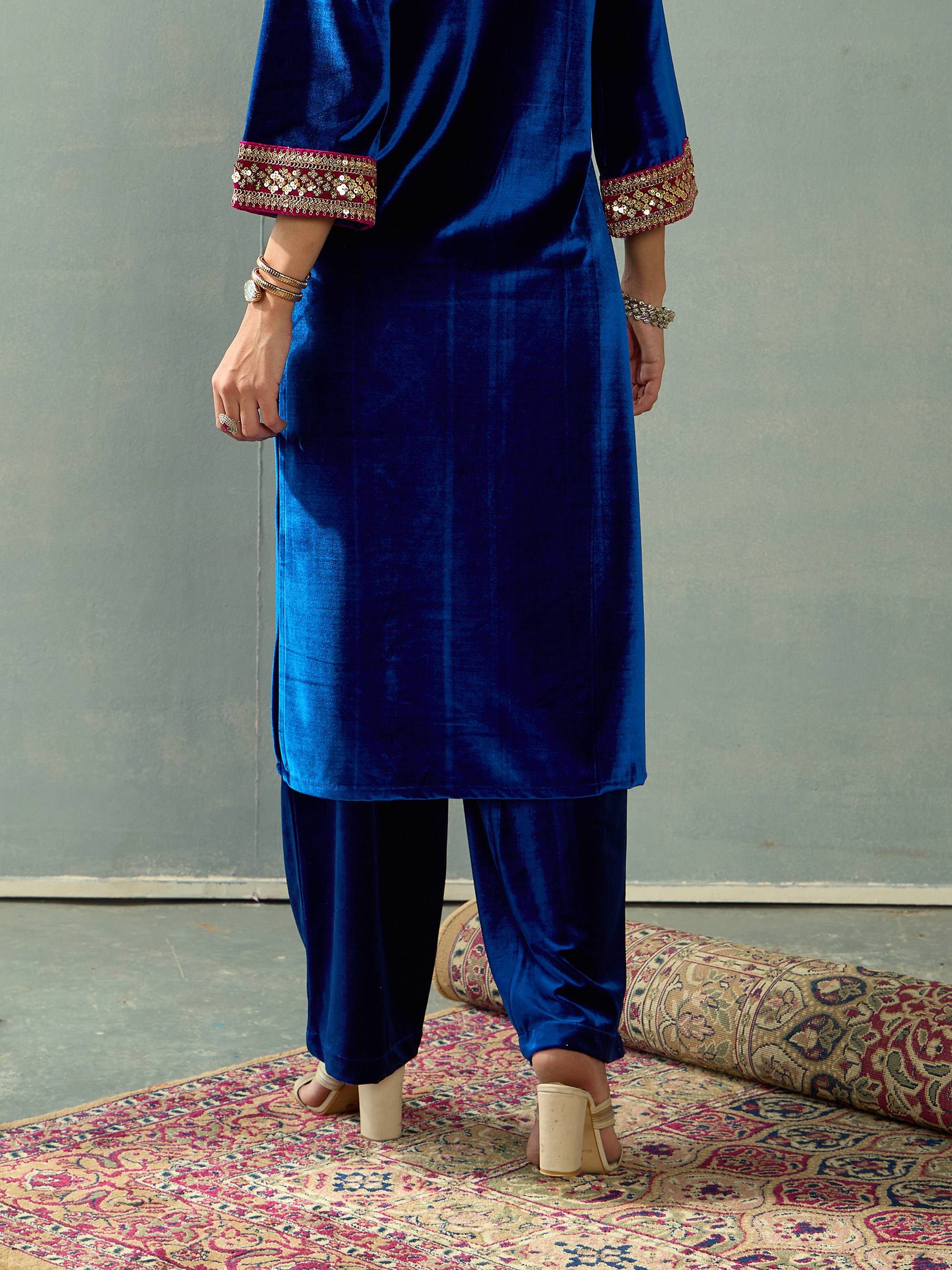 Women Royal Blue Velvet Elasticated Pants - Image 5