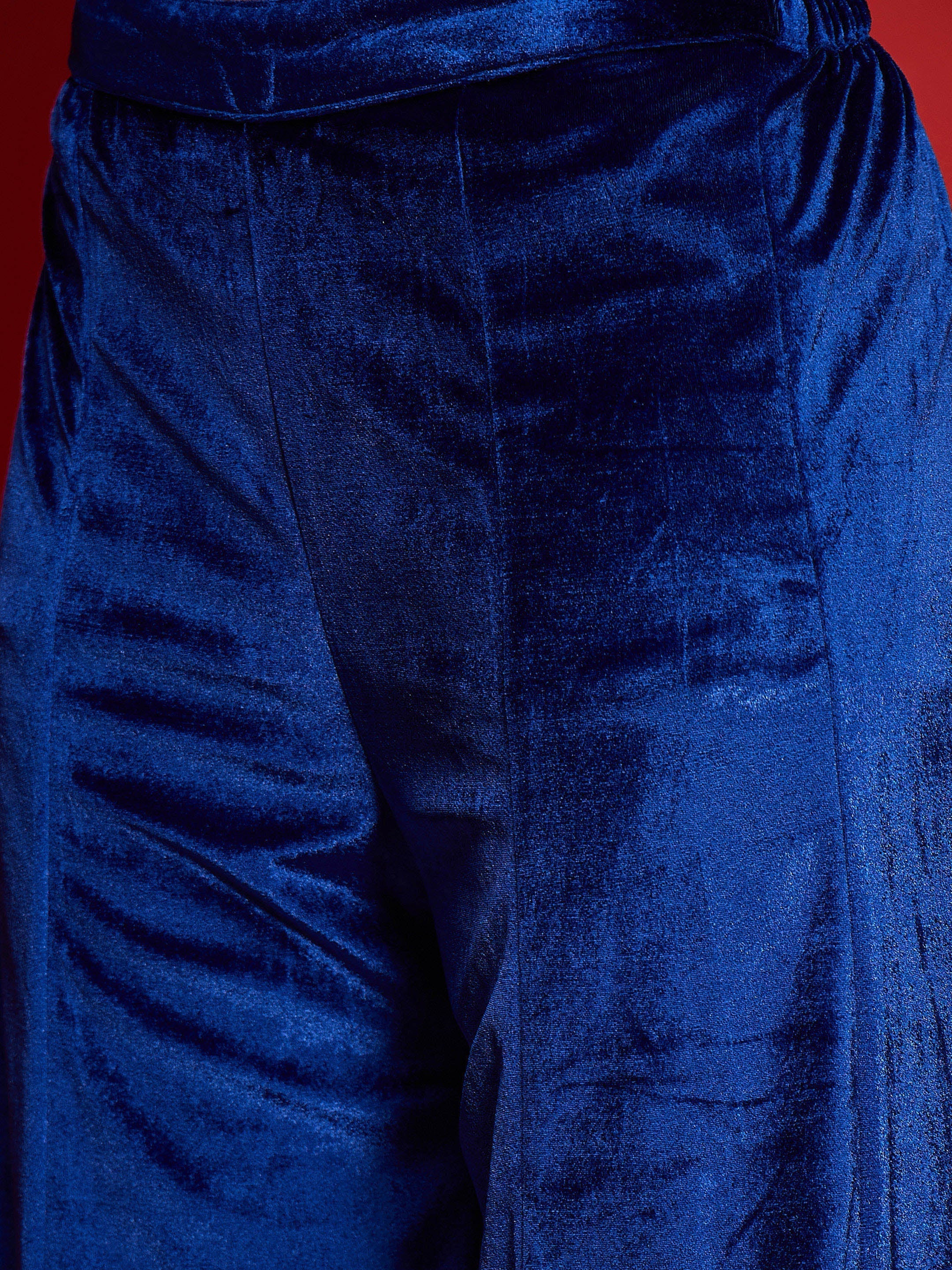 Women Royal Blue Velvet Emb V-Neck Short Kurta With Palazzos - Image 5