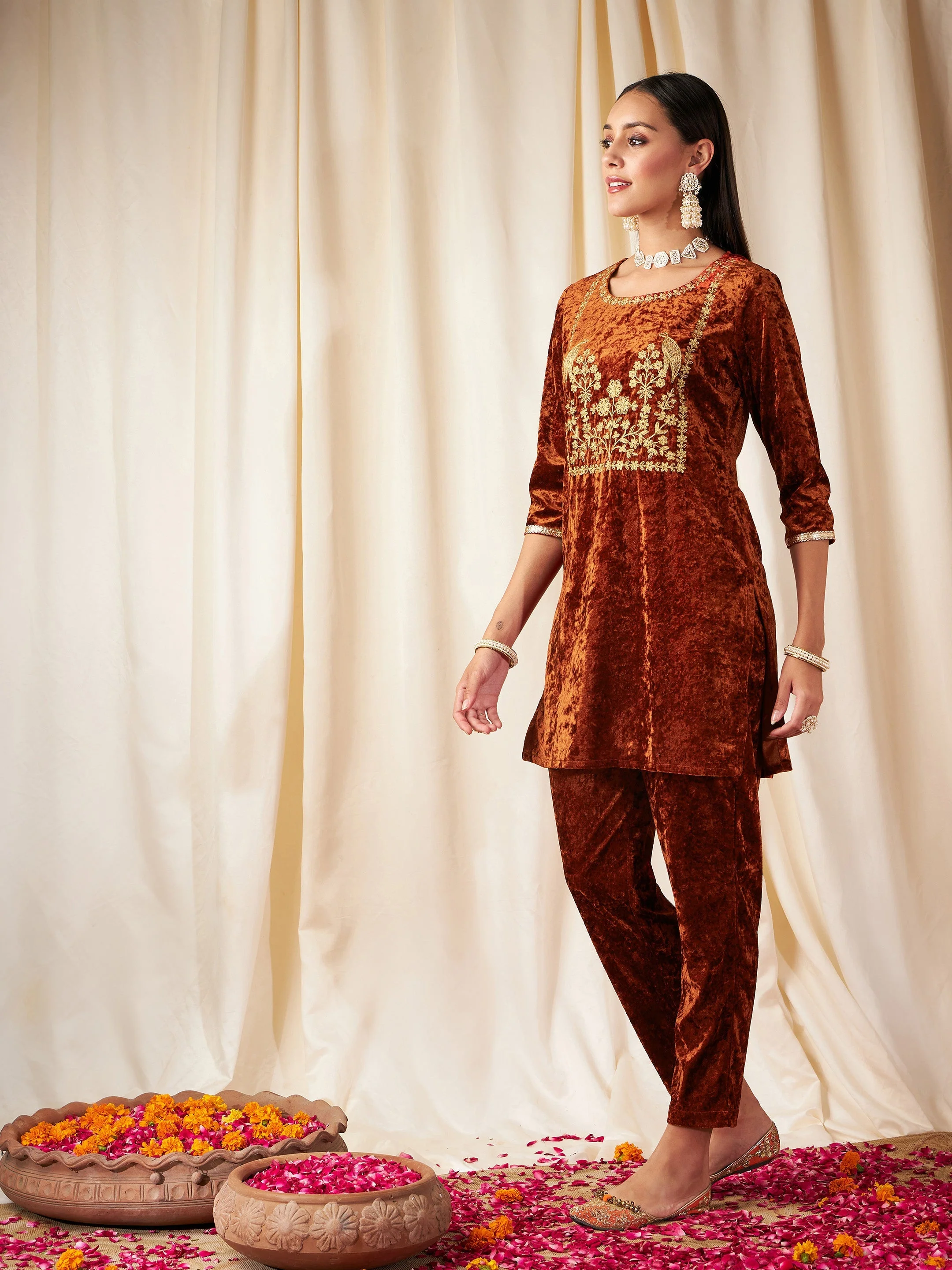 Women Rust Velvet Embroidered Yoke Short Kurta - Image 3
