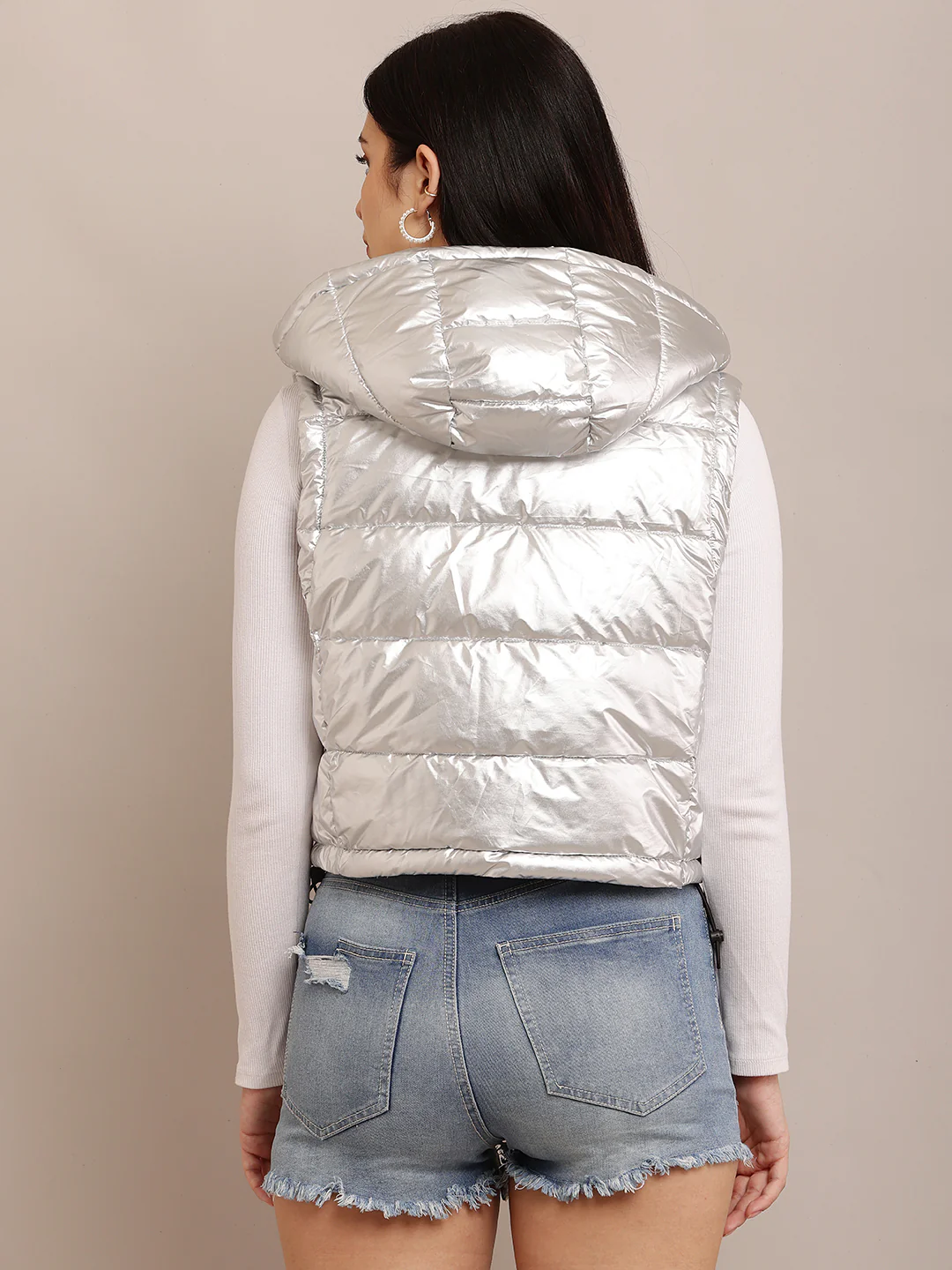 Women Silver Puffer Jacket - Image 4
