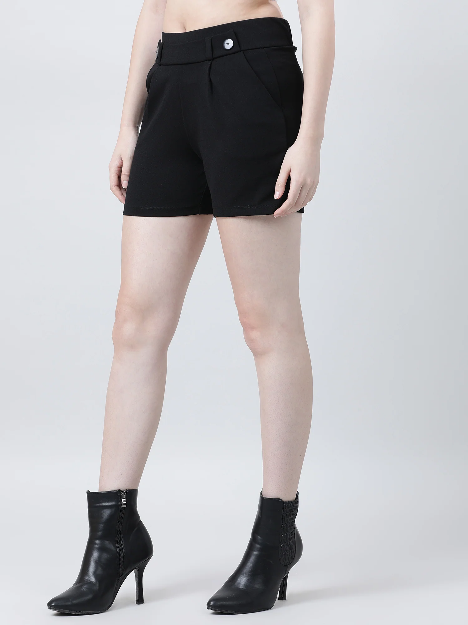 Women Slim Fit Black Shorts With Insert Pockets - Image 3