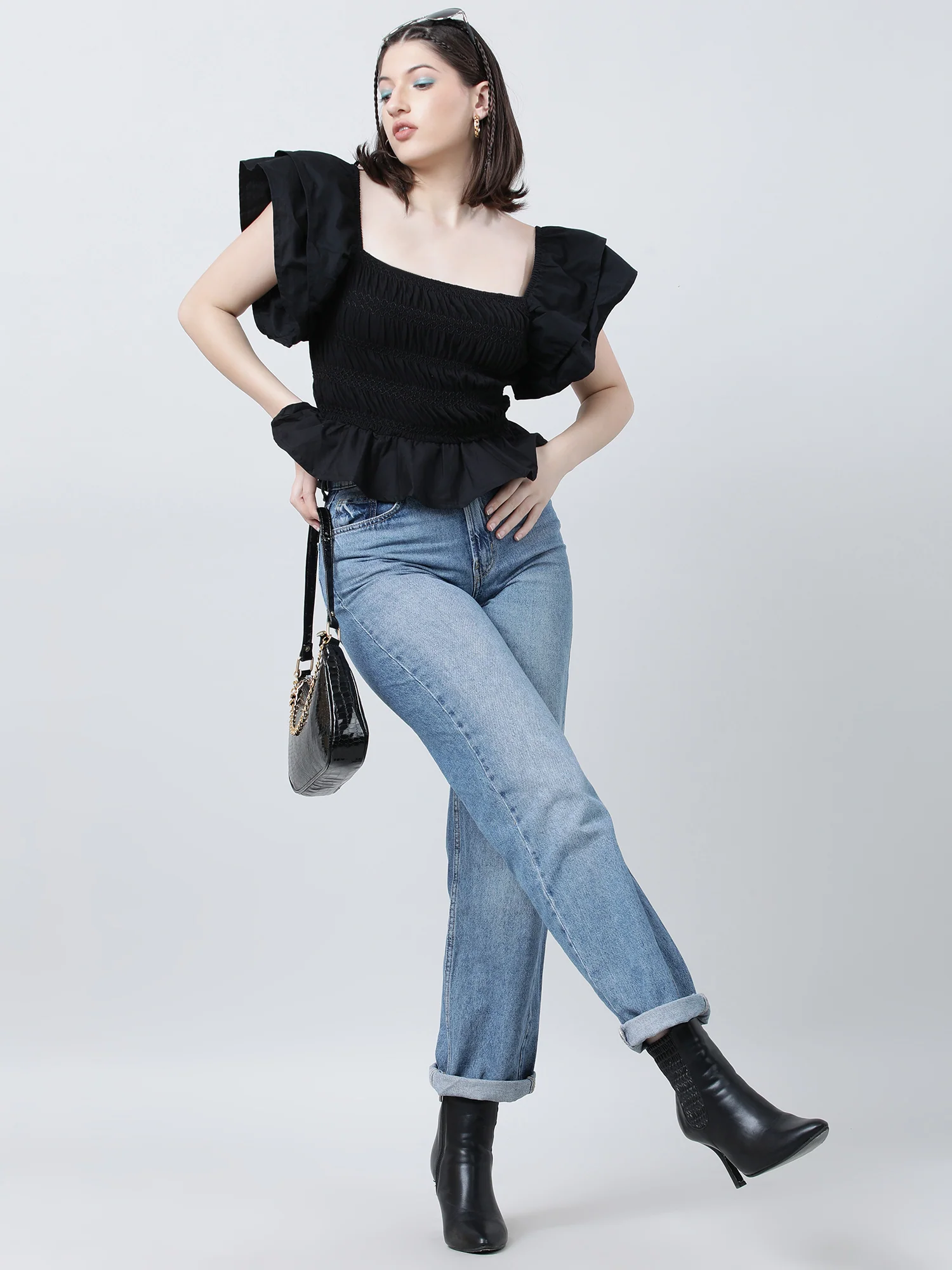 Women Black Striped Square Neck Sleeveless Top - Image 7