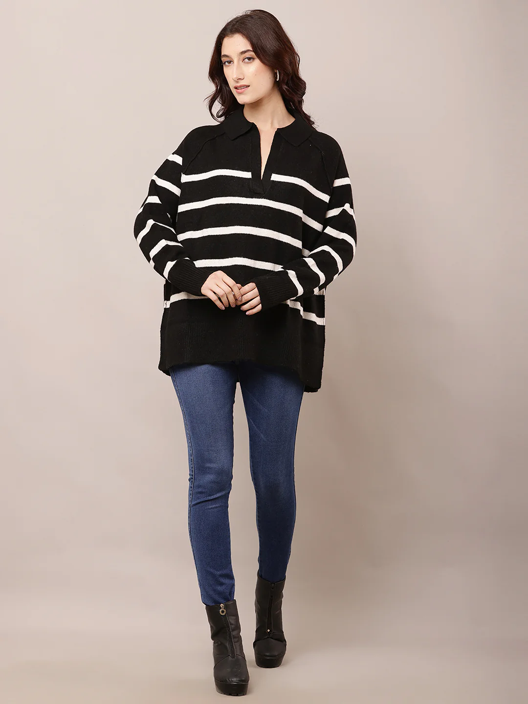 Women Striped Black V-Neck Baggy Sweater - Image 3