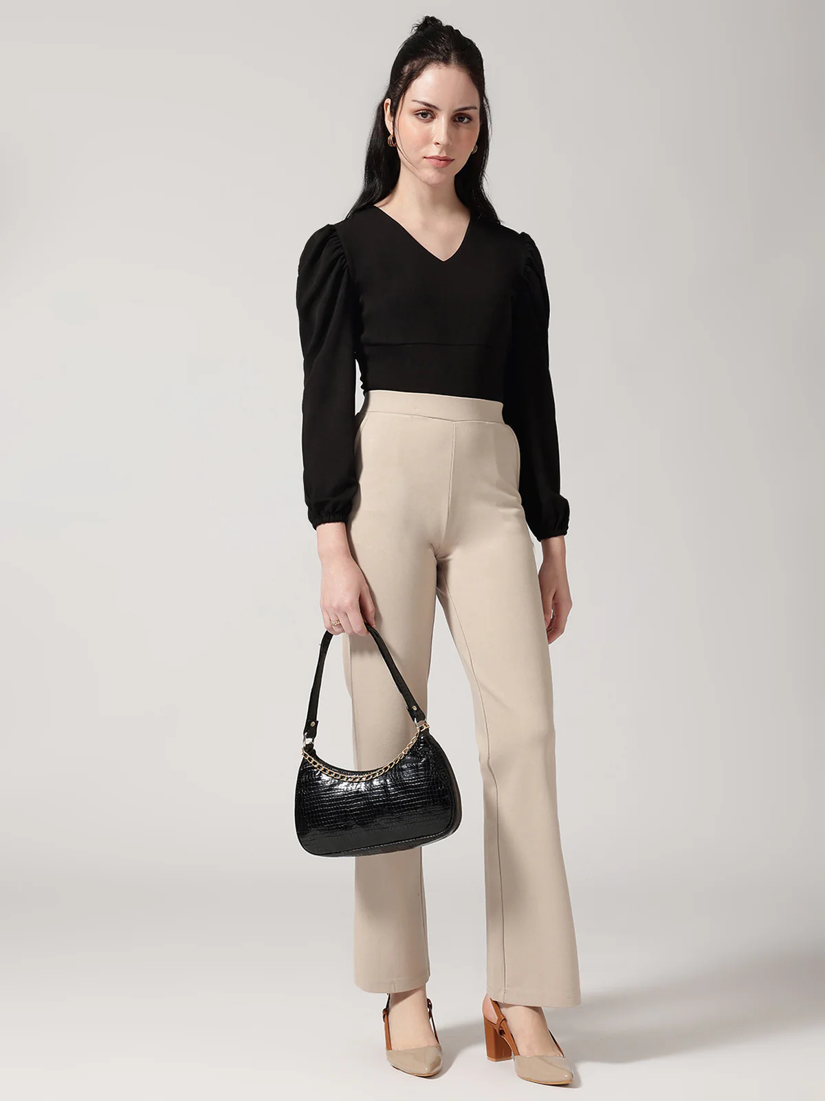 Women Black Solid V-Neck Top - Image 4