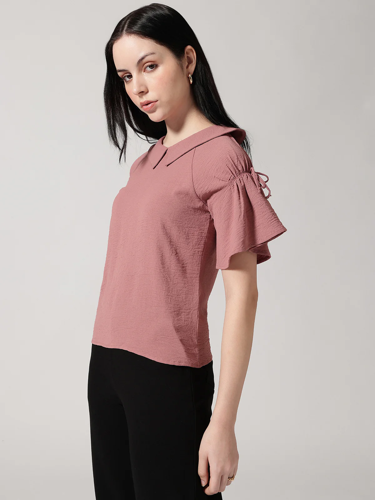 Women Mauve Solid Peter Pan Collar Top - Image 5