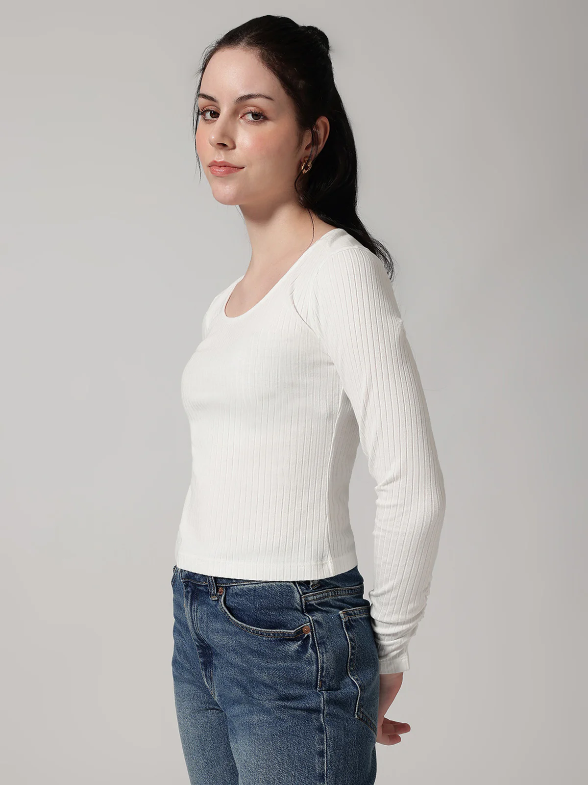 Women White Solid Ribbed T-Shirt - Image 2