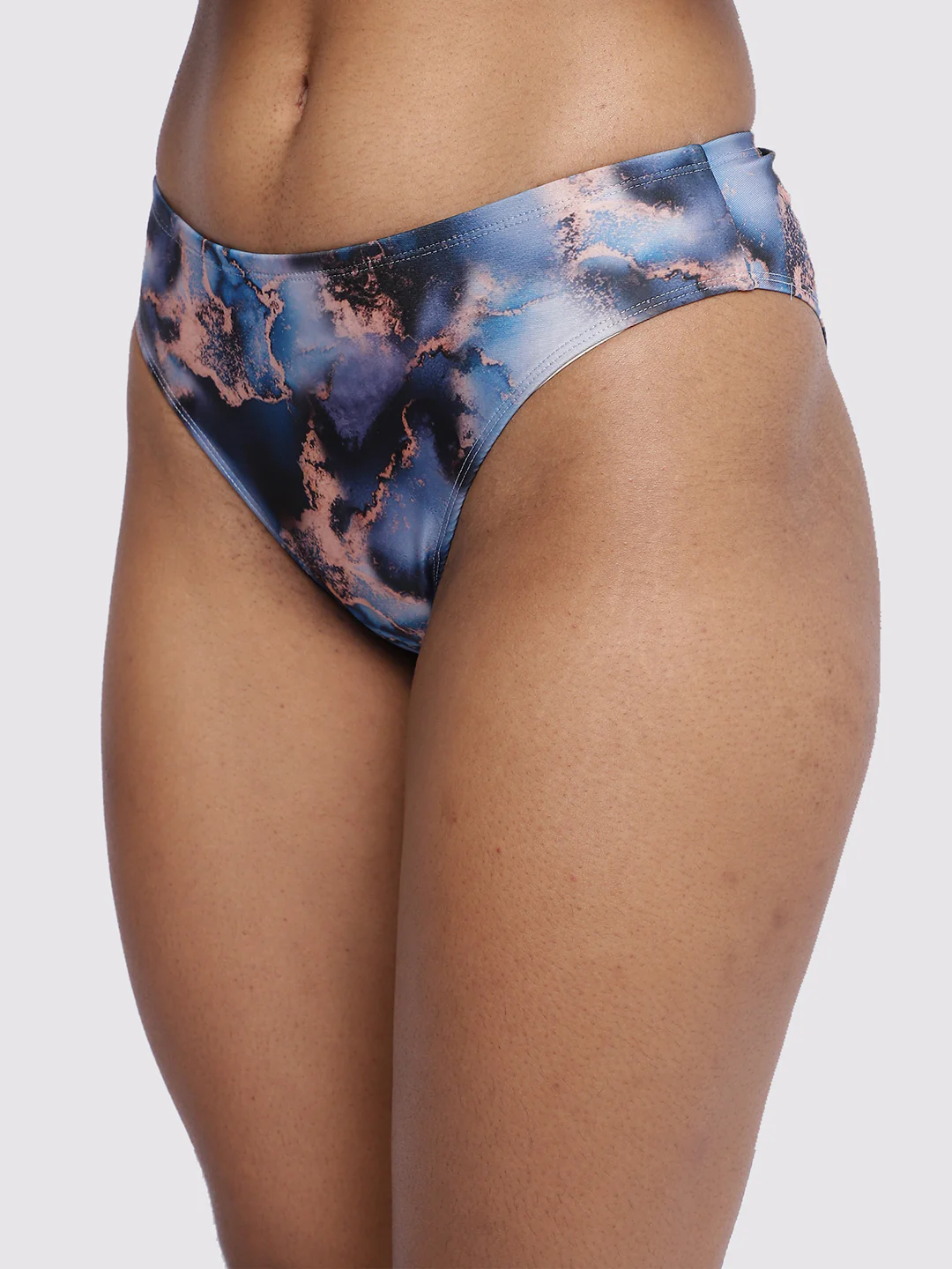 Women Suheli Par Printed Bikini Panty - Image 3