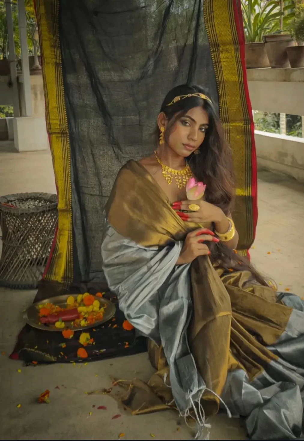 Women Tissue Mul Cottton Saree - Image 2