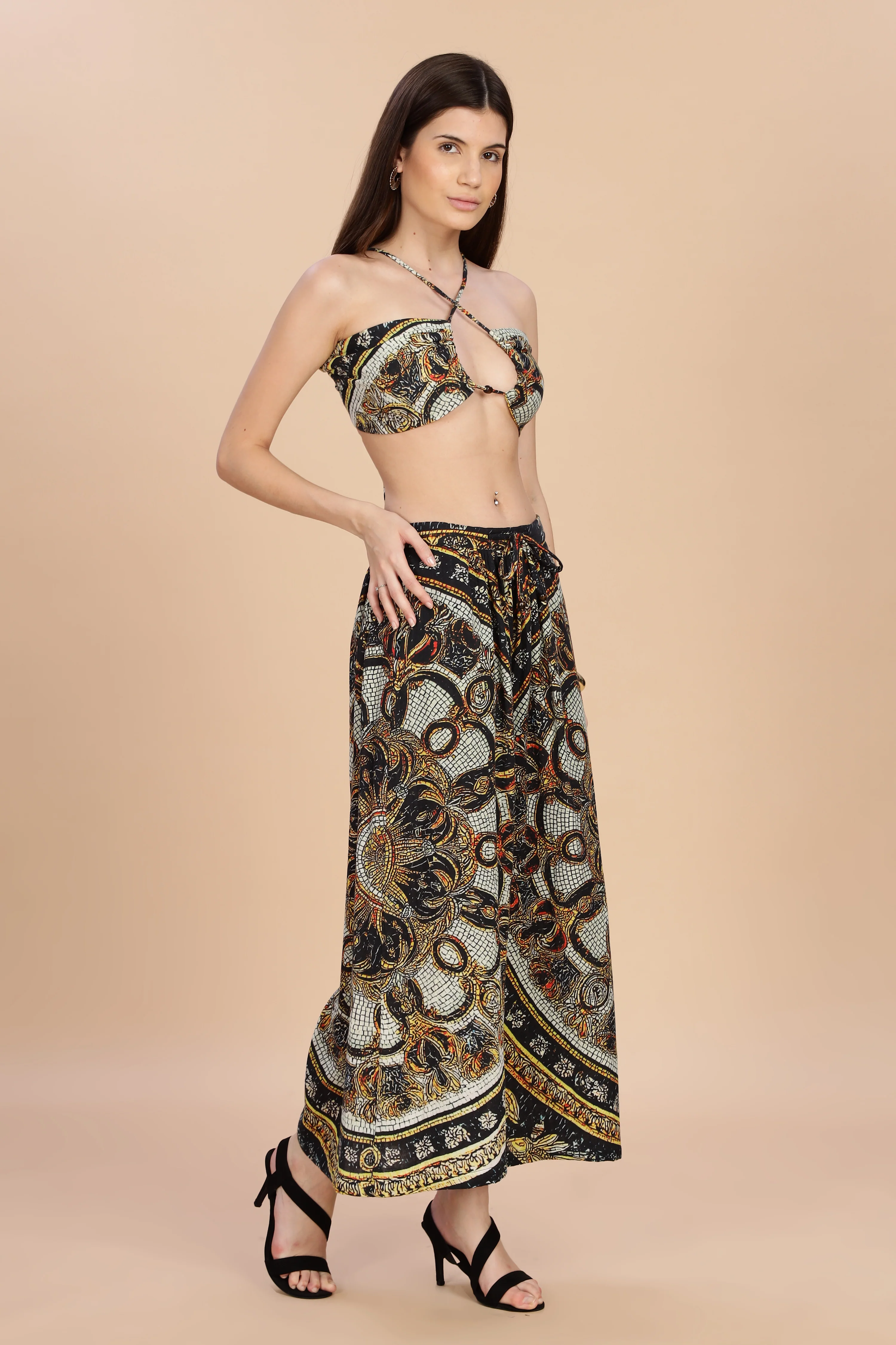 Women Topaz Flared Gauge Cotton Pant - Image 10