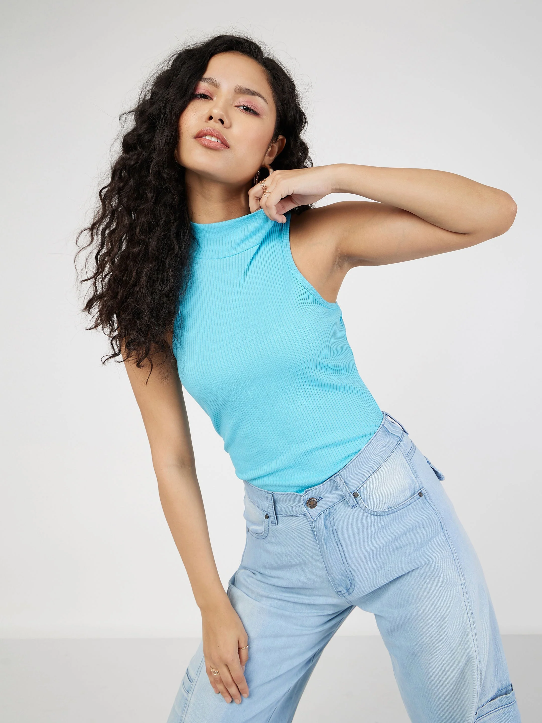 Women Turquoise Rib Turtle Neck Sleeveless Top - Image 2