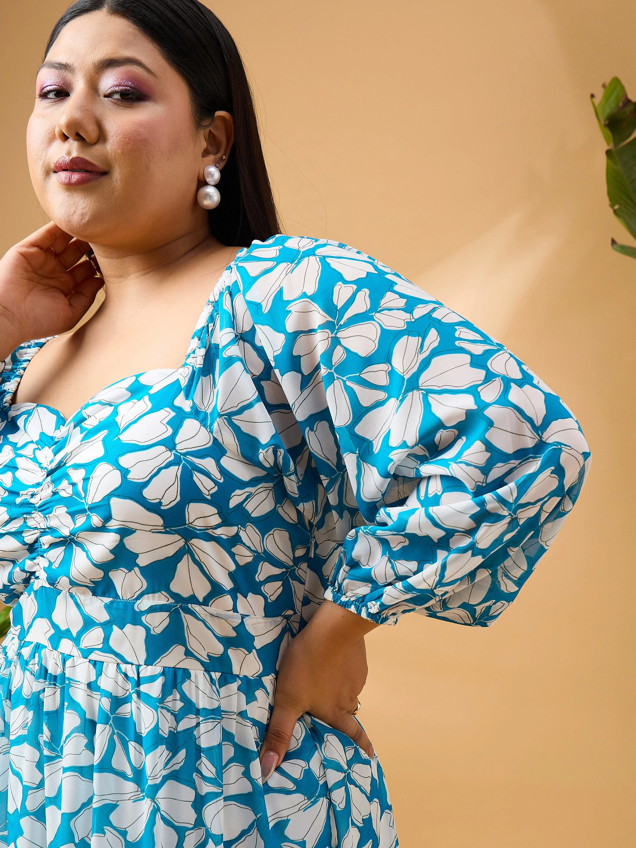 Women Turquoise Tropical Hem Tiered Midi Dress - Image 4