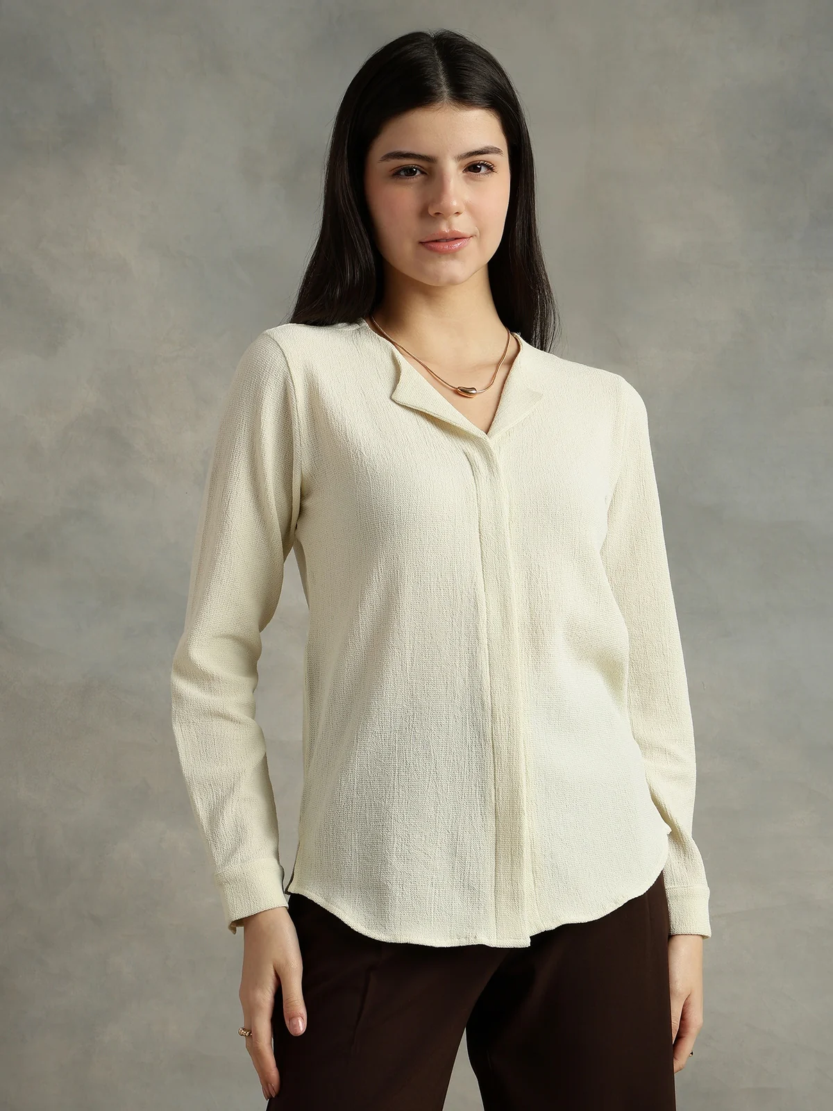 Women Vanilla Ice Crepe Collar Shirt - Image 4