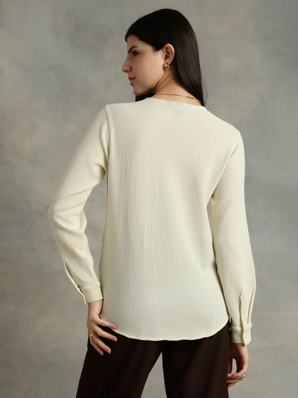 Women Vanilla Ice Crepe Collar Shirt - Image 5