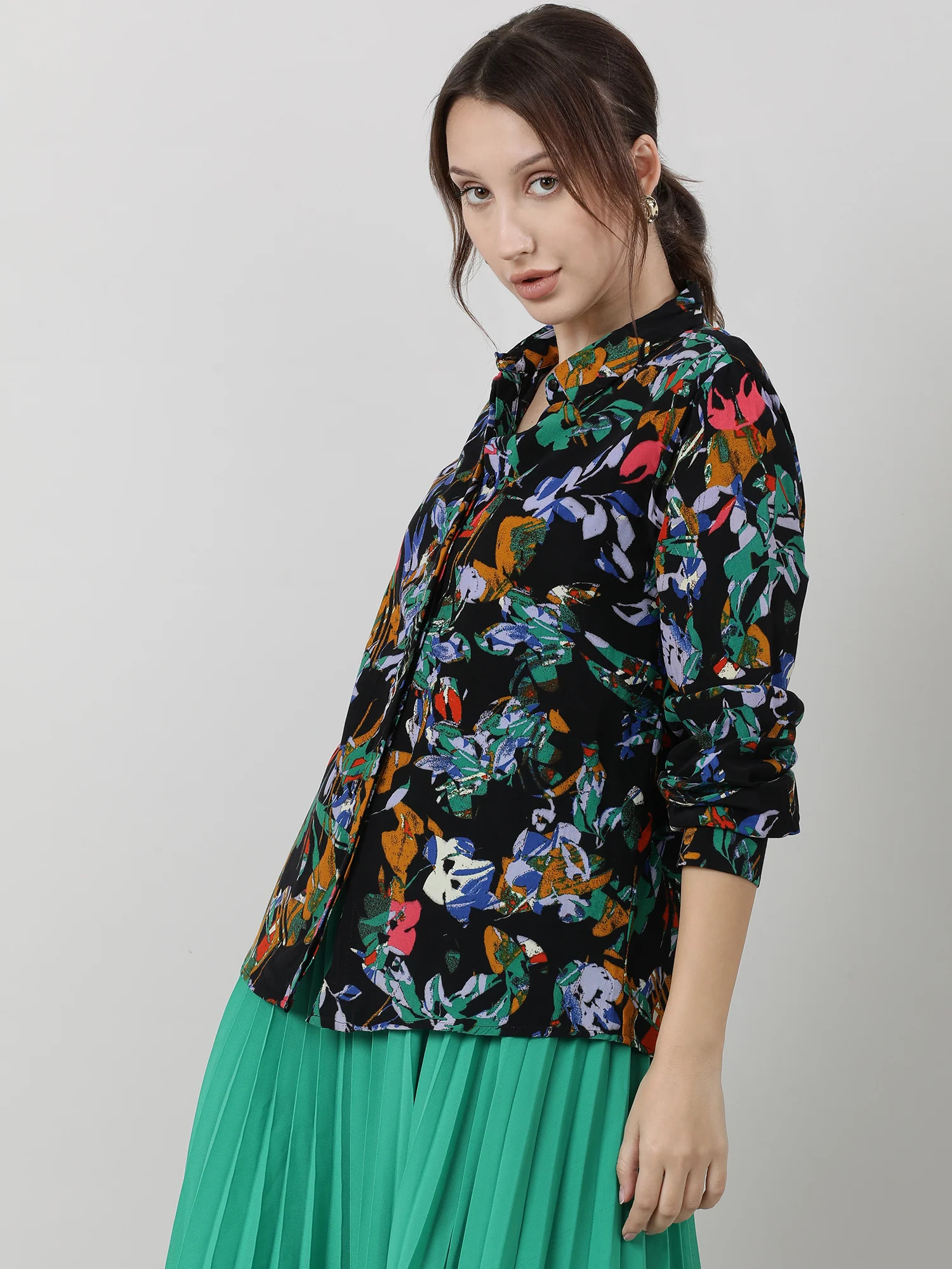 Women Viscose Black Printed Shirt - Image 5