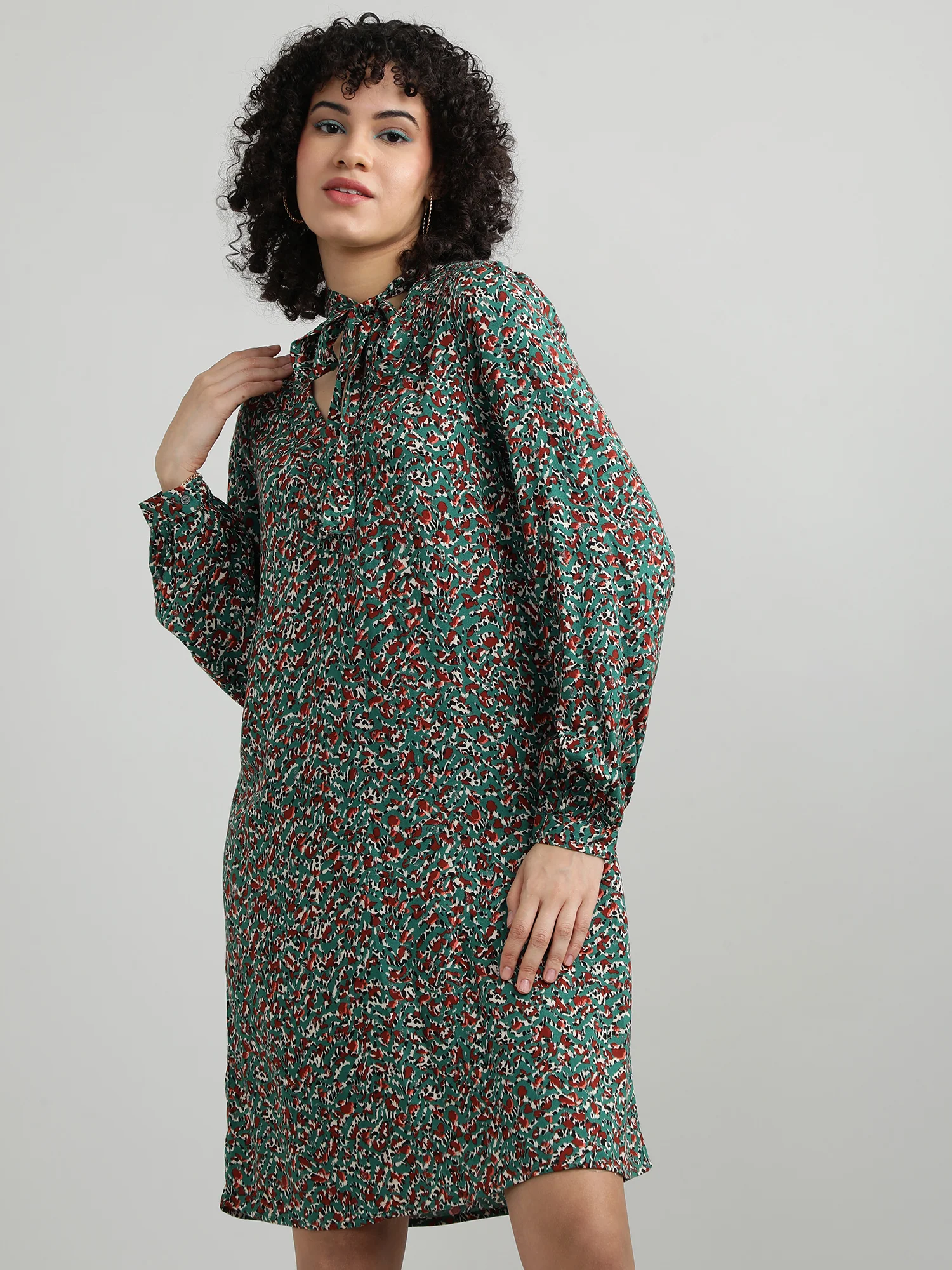 Women Viscose Green Breezy Dress - Image 3