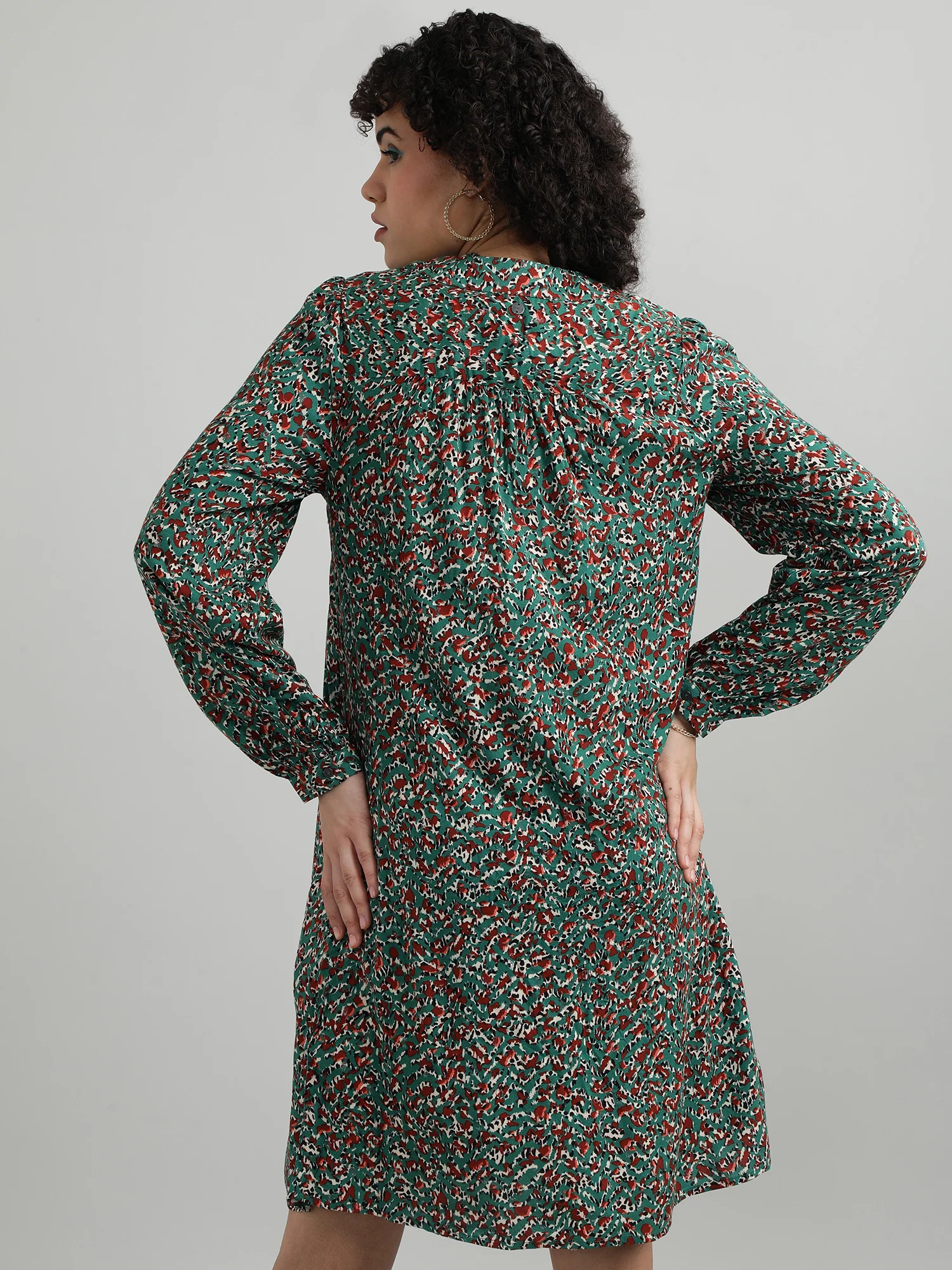 Women Viscose Green Breezy Dress - Image 9