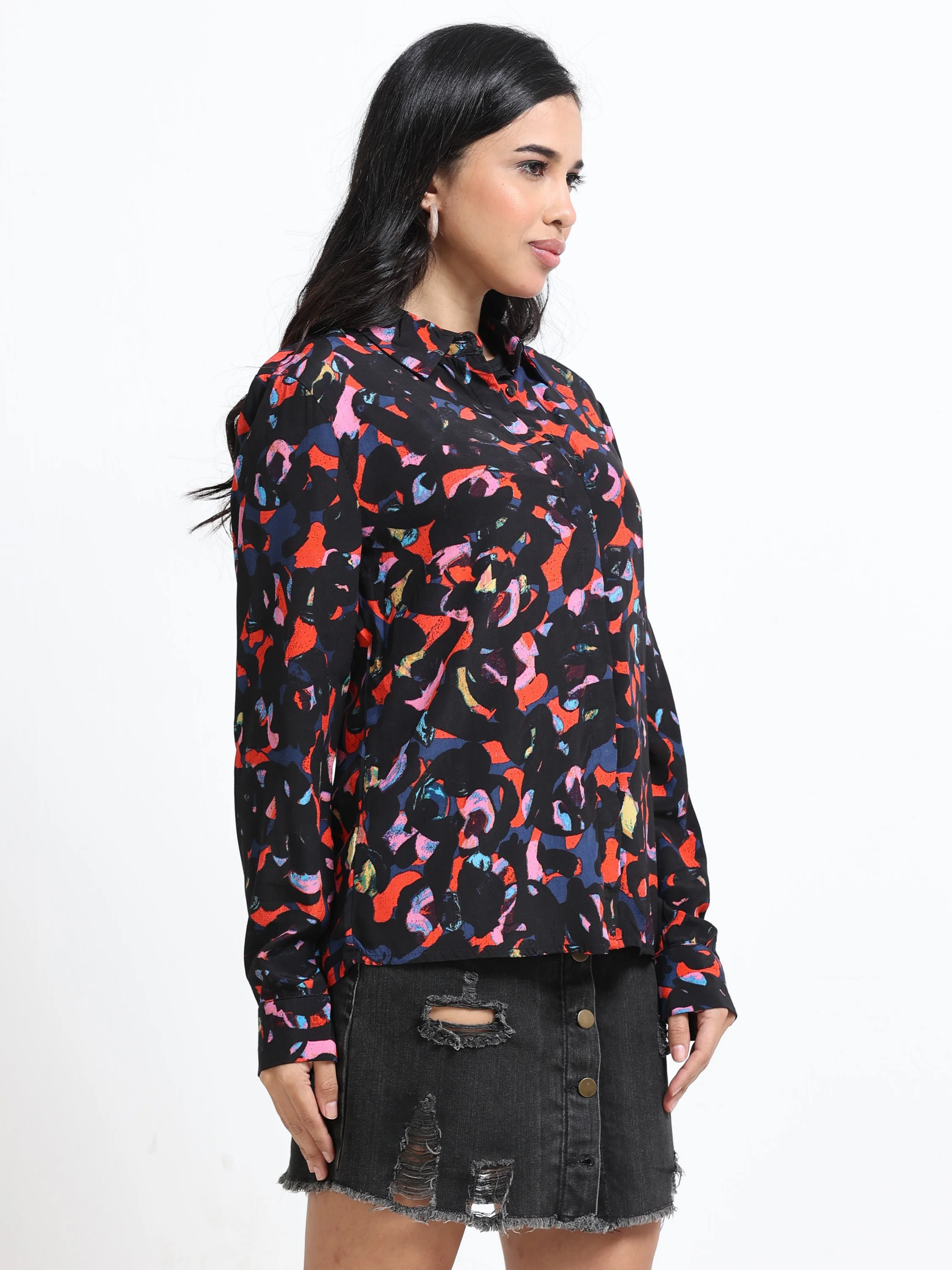Women Viscose All Over Motif Shirt - Image 6