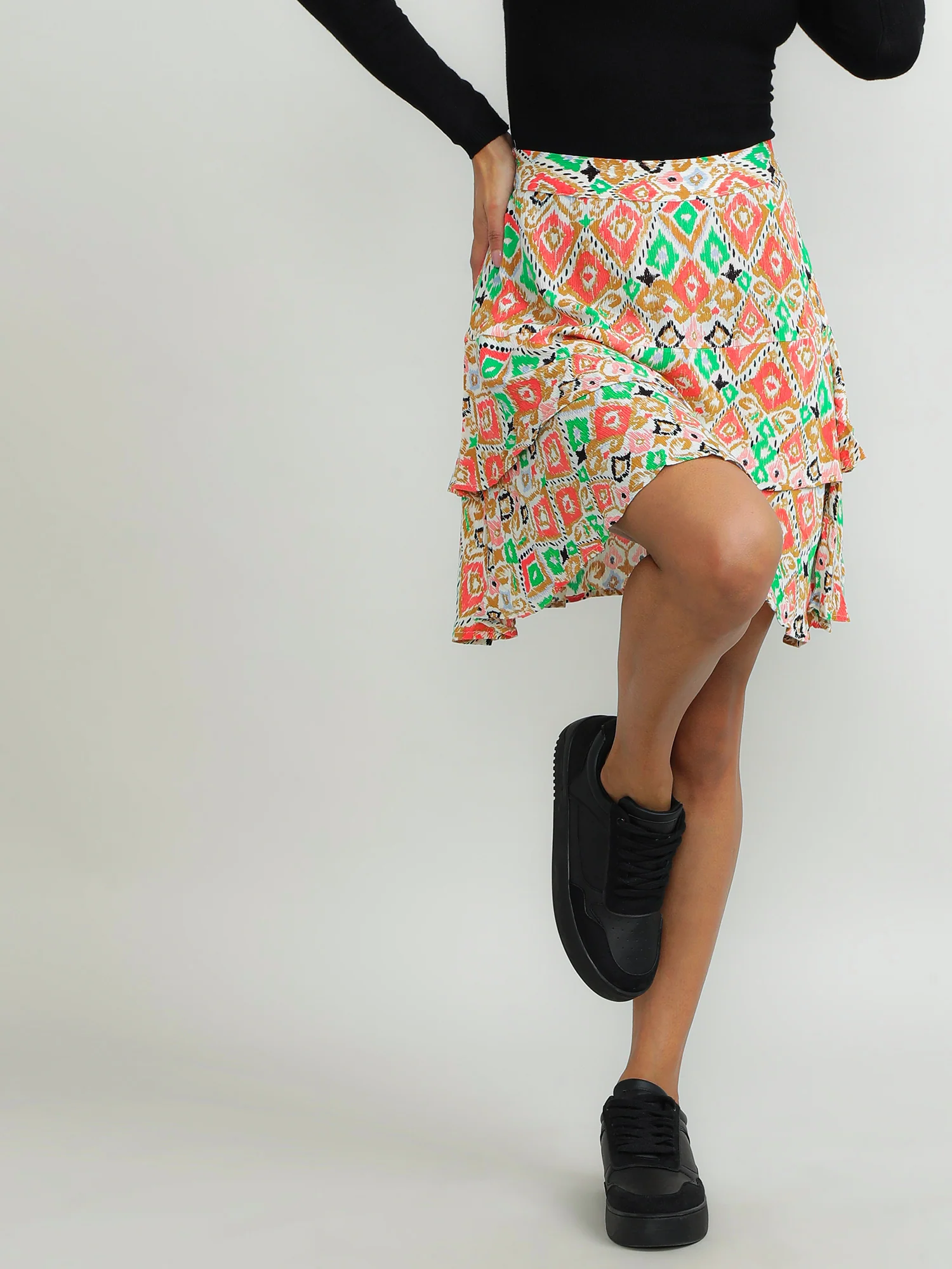 Women Viscose Pink Charming Skirt - Image 3