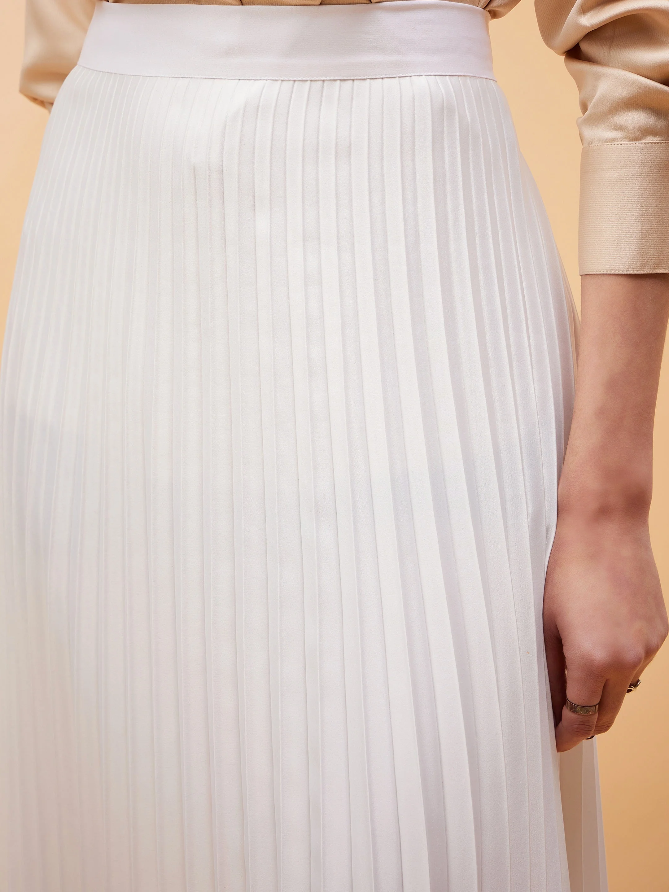 Women White Accordion Pleated Belted Midi Skirt - Image 3