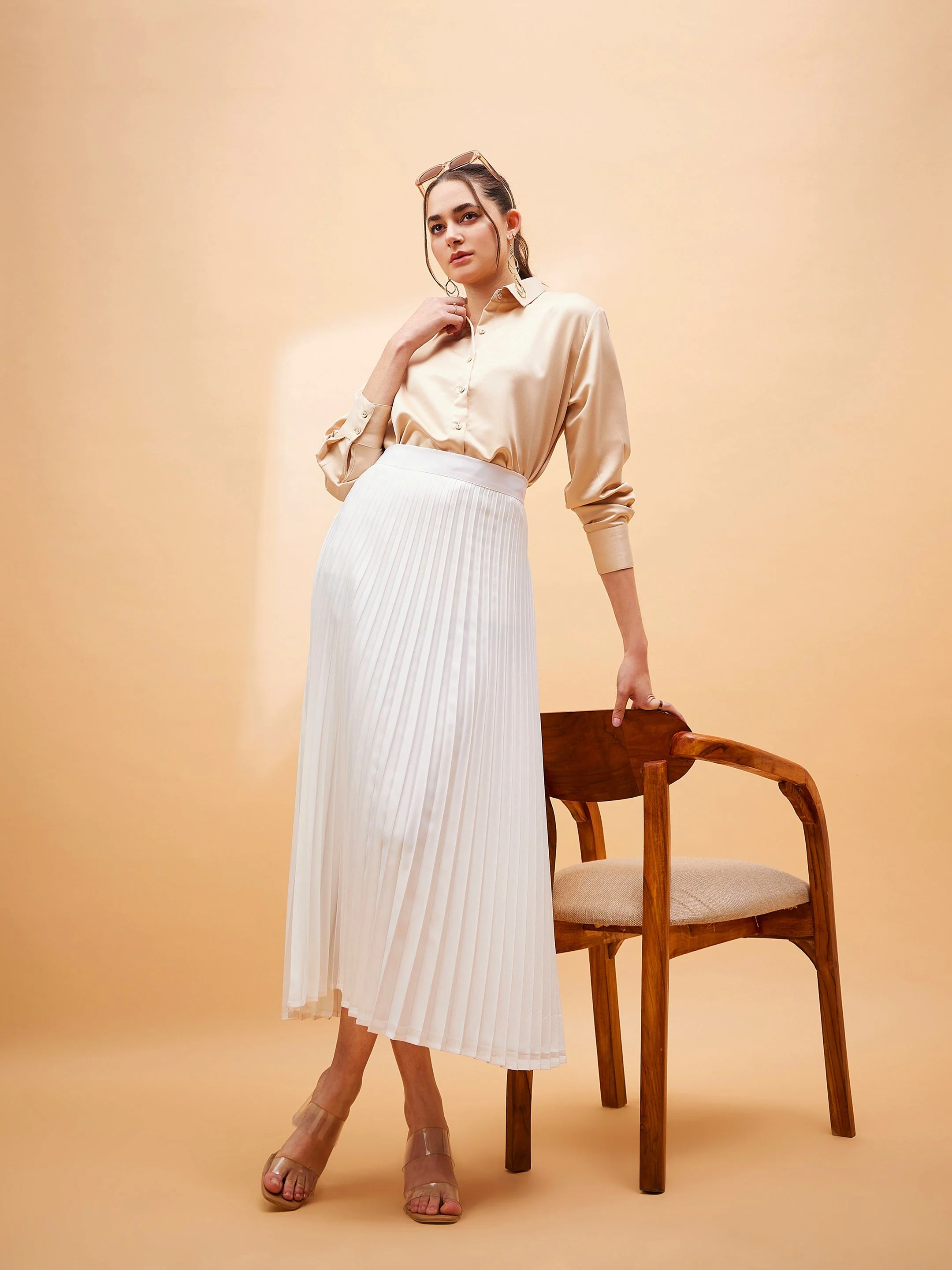 Women White Accordion Pleated Belted Midi Skirt - Image 4