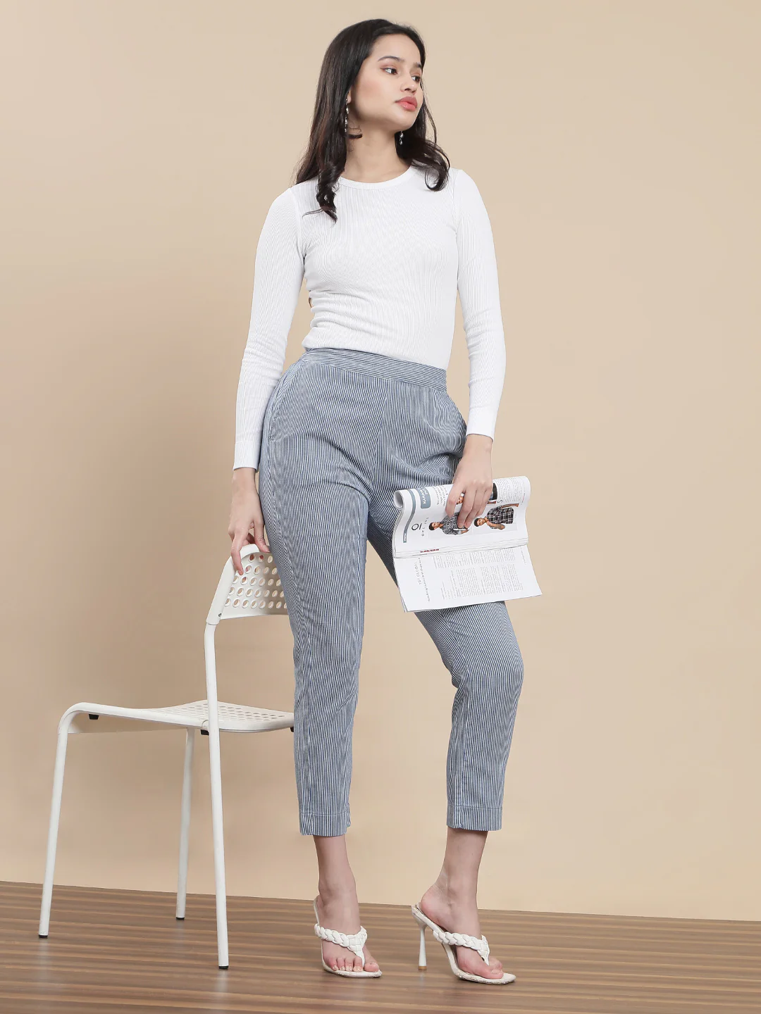 Women White Casual Top - Image 5
