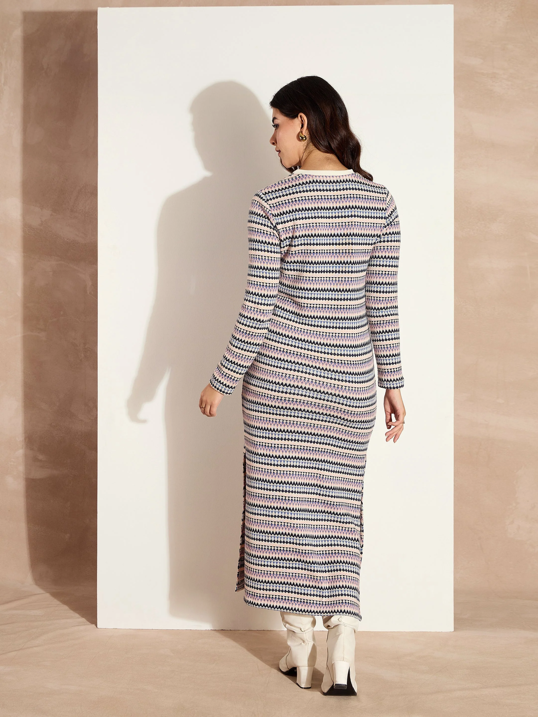Women White Chevron Stripe Round Neck Maxi Dress - Image 3