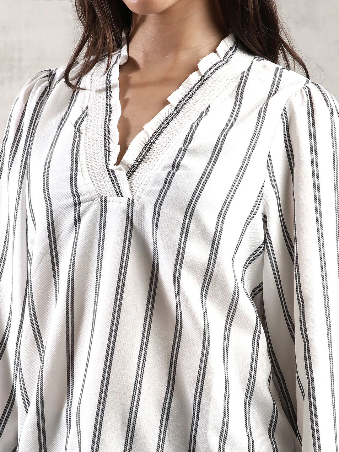 Women White Comfort Fit Top - Image 6
