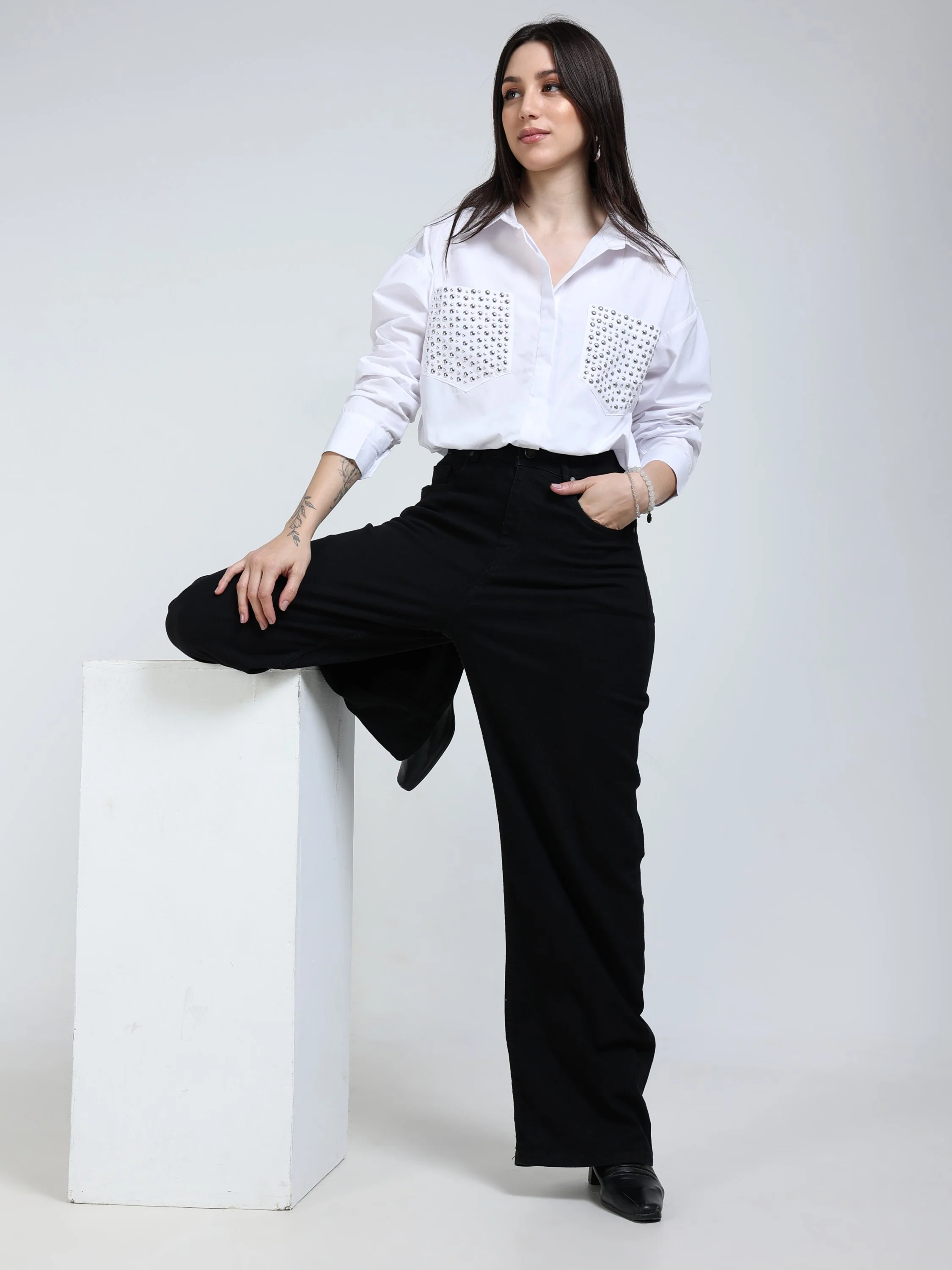 Women Embelished Party Shirt - Image 5