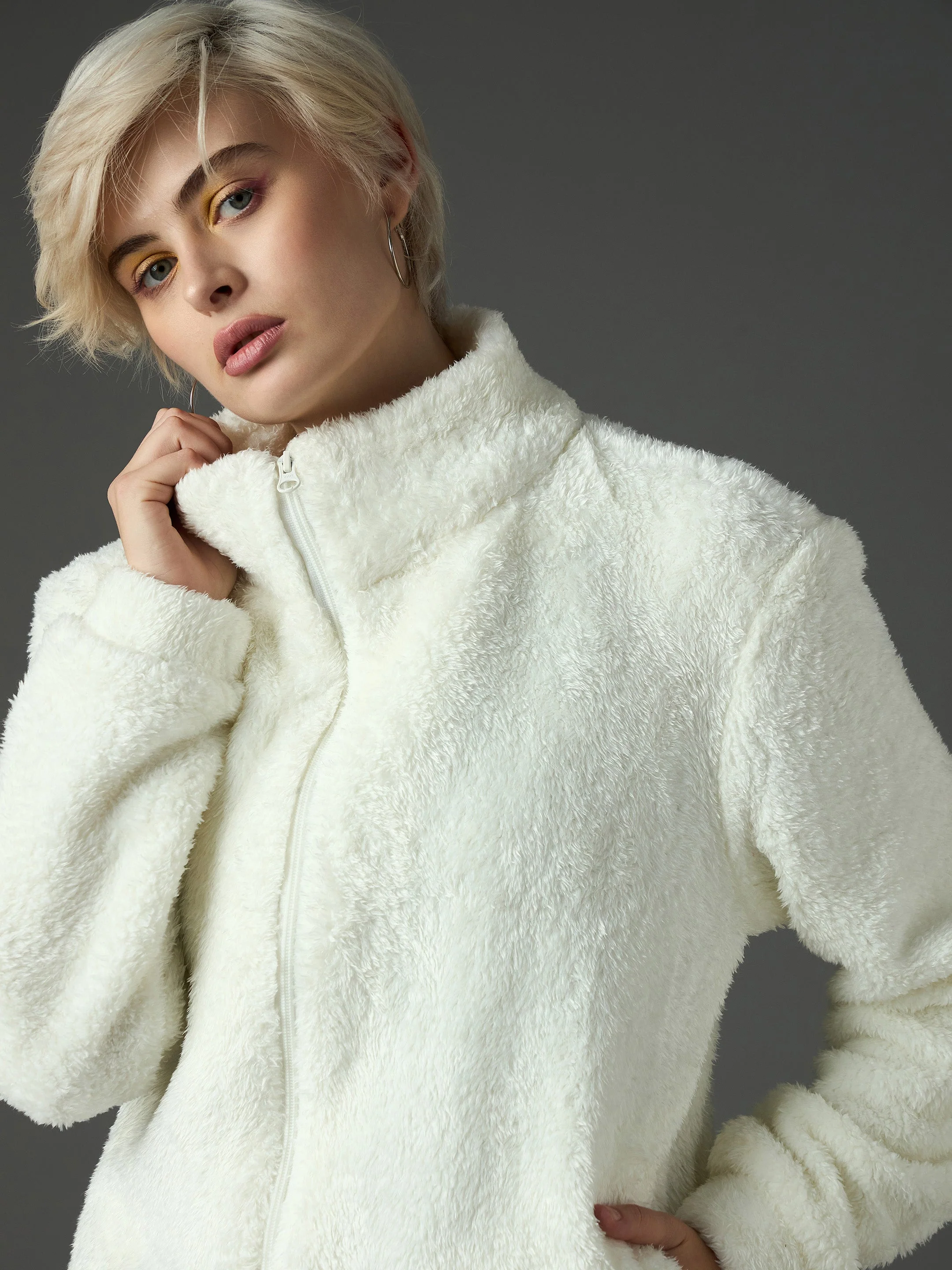 Women White Drawstring Faux Fur Jacket - Image 4