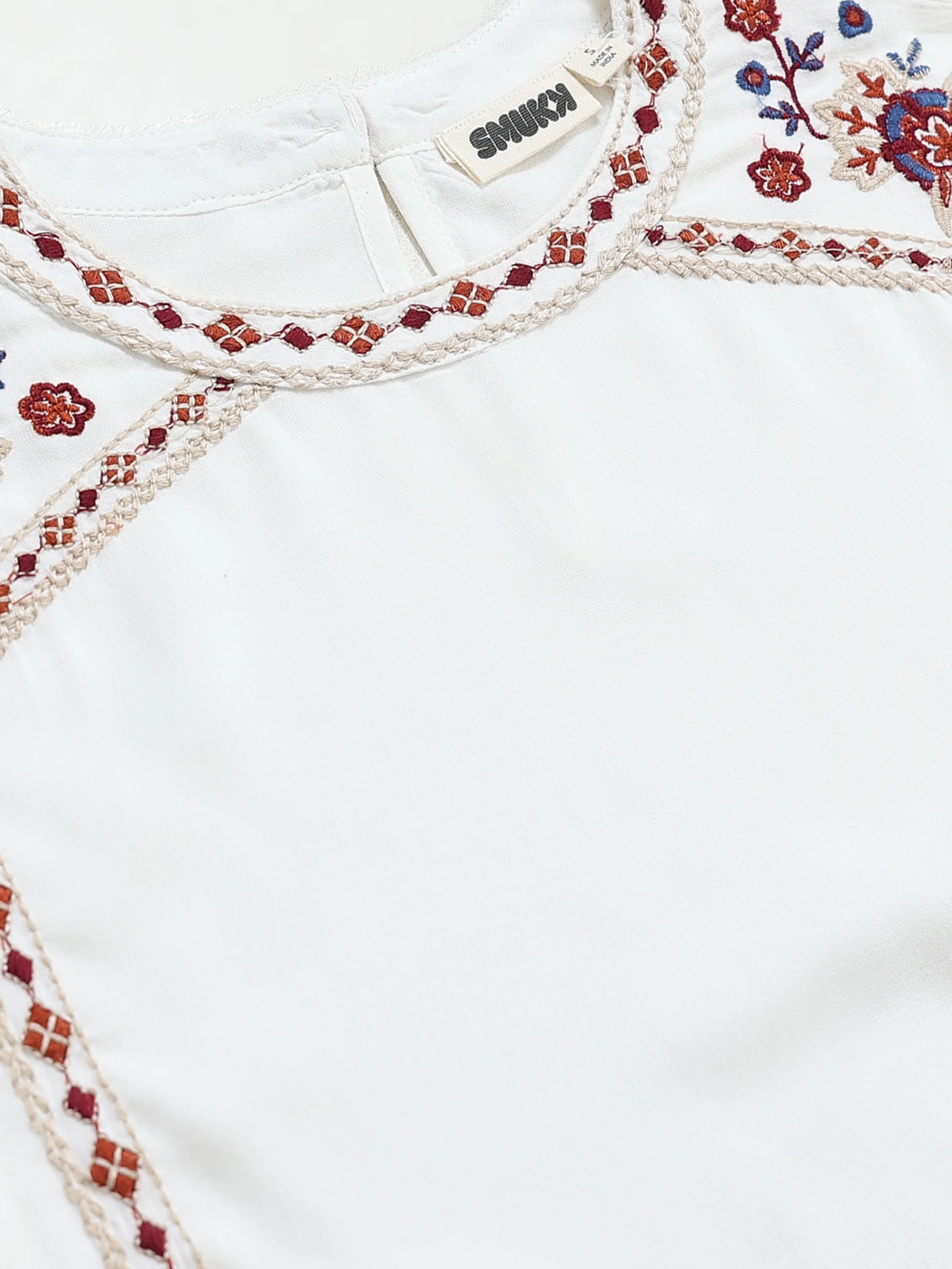 Women White Embroidered Casual Top - Image 7