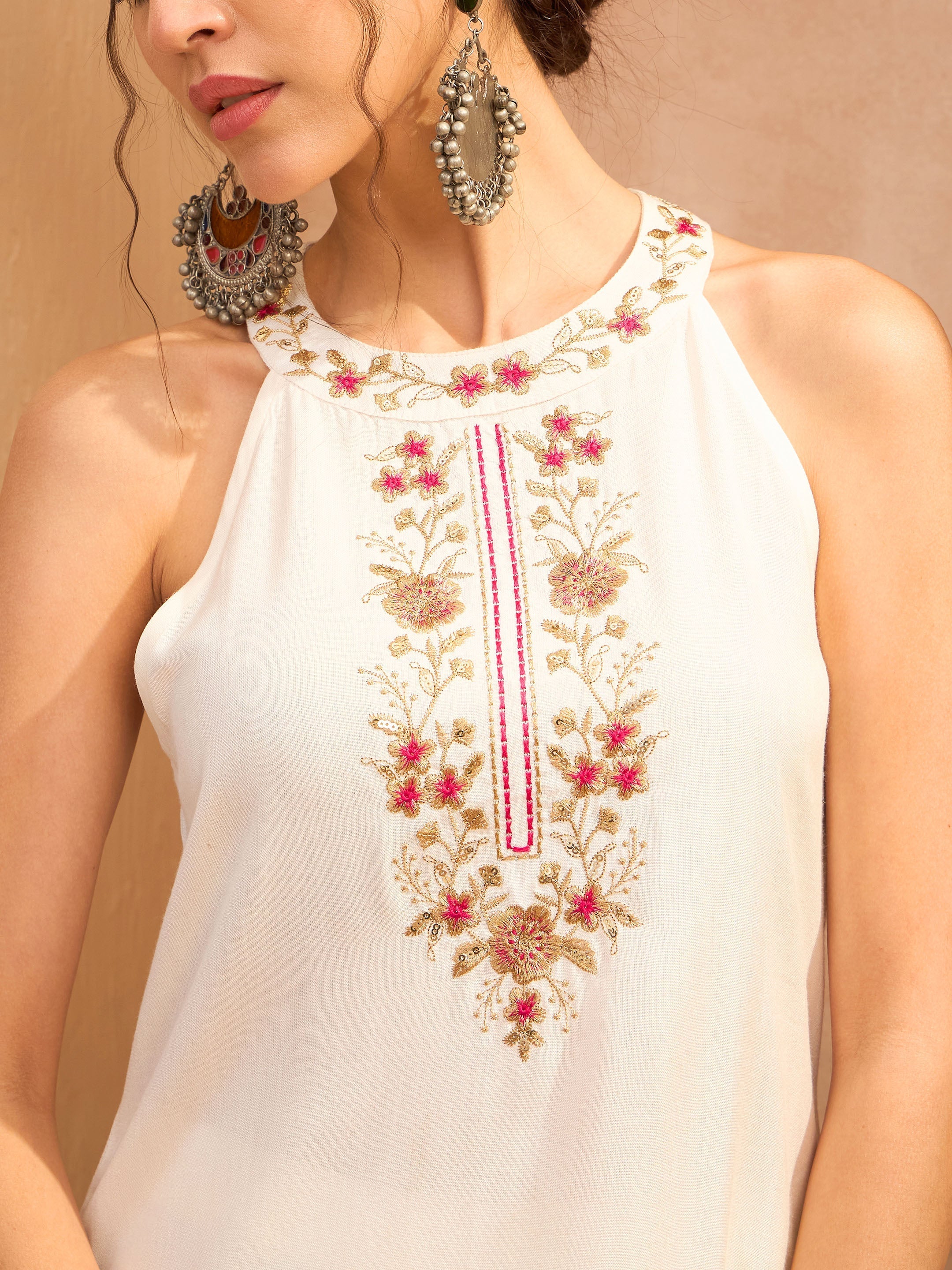 Women White Embroidered Halter Kurta With Palazzo Pants - Image 4