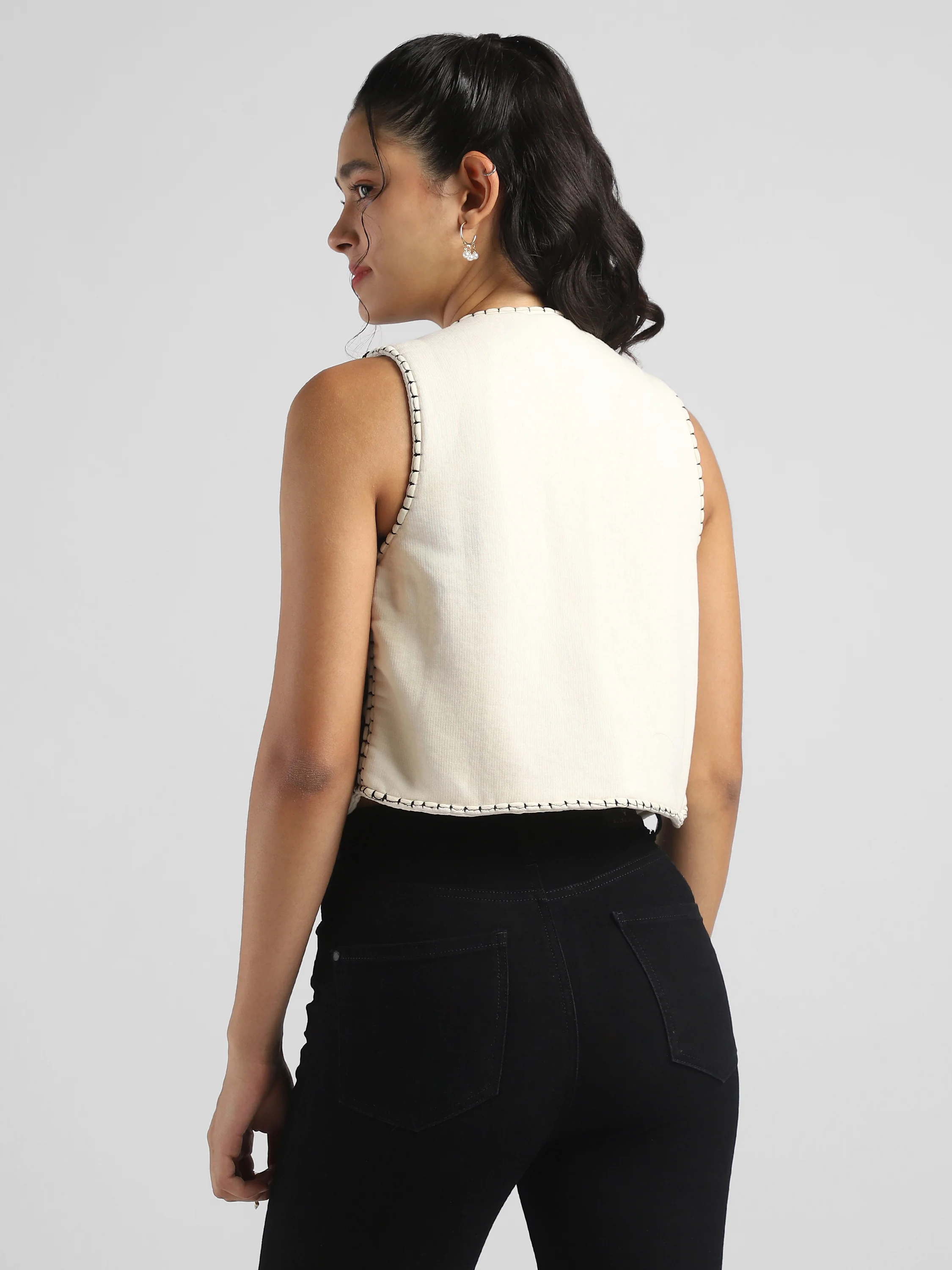 Women White Embroidered Vest Jacket - Image 4