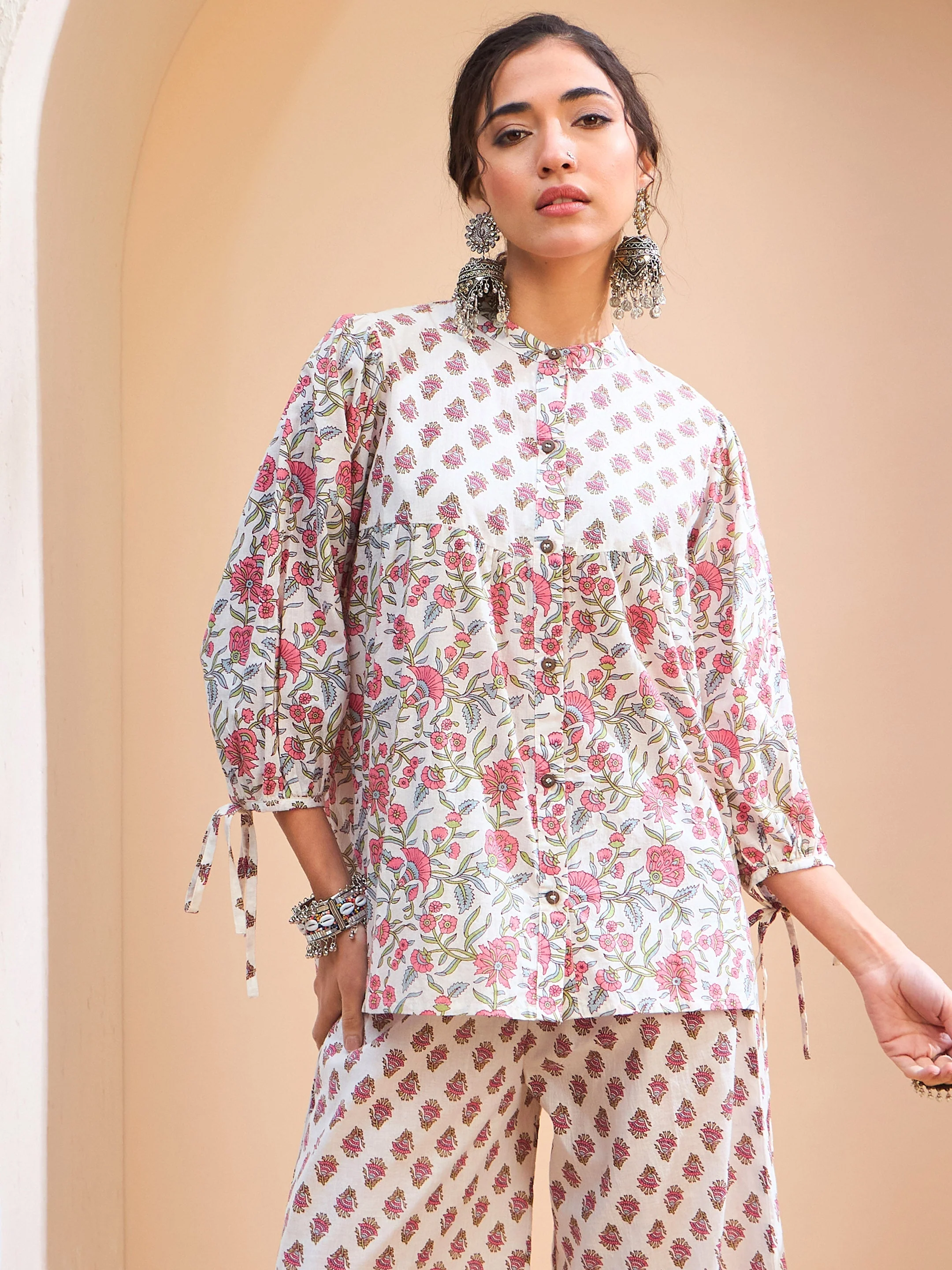 Women White Floral Sleeve Knot Buttonned Kurti - Image 2