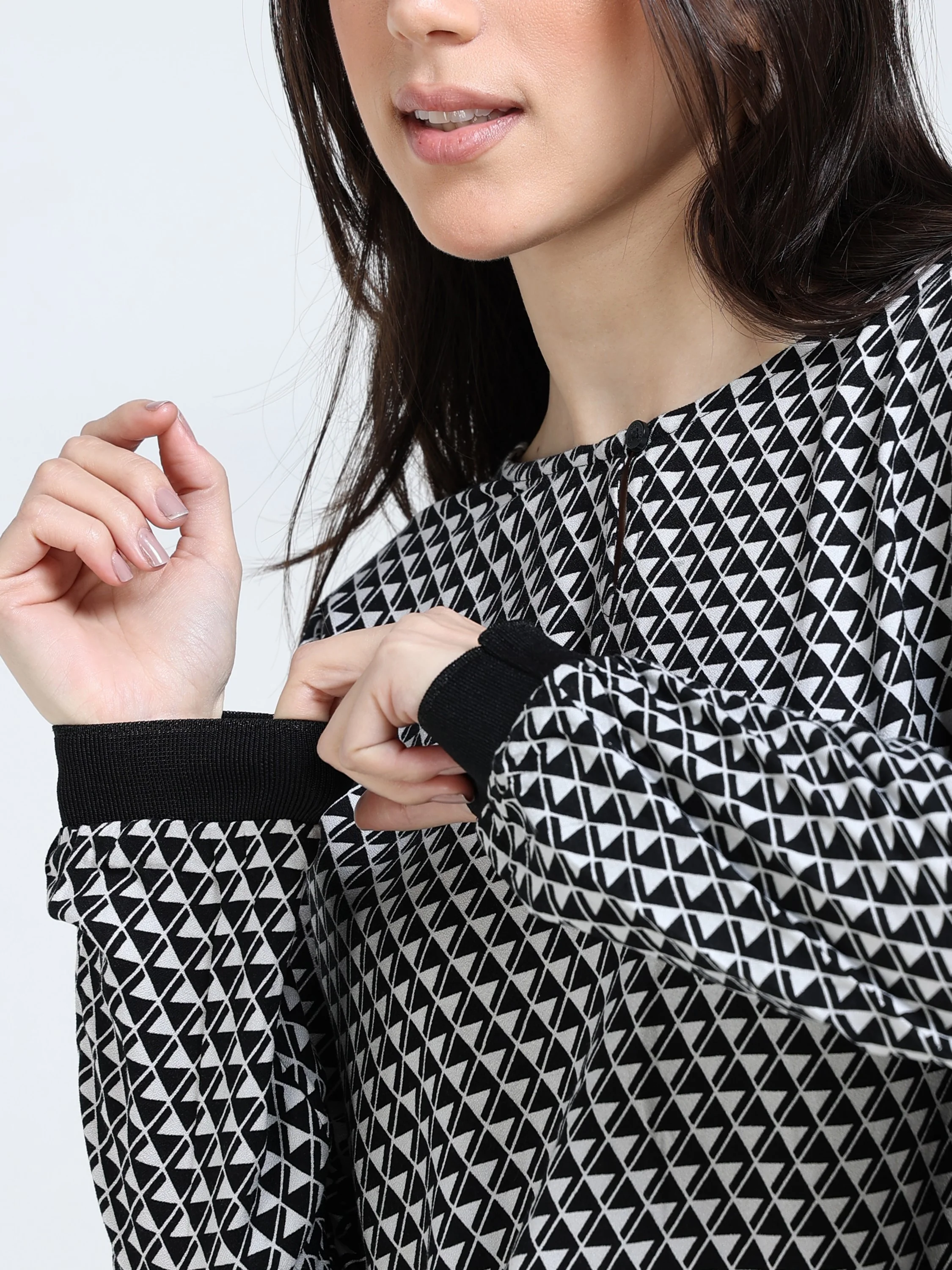 Women White Geometrical Print Top - Image 4