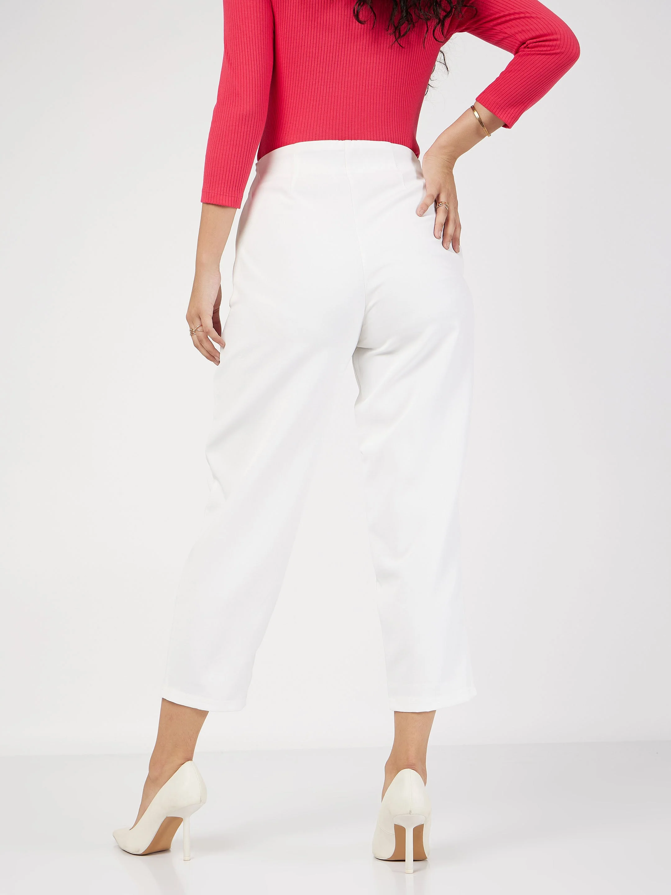 Women White Front Darted Balloon Fit Pants - Image 5