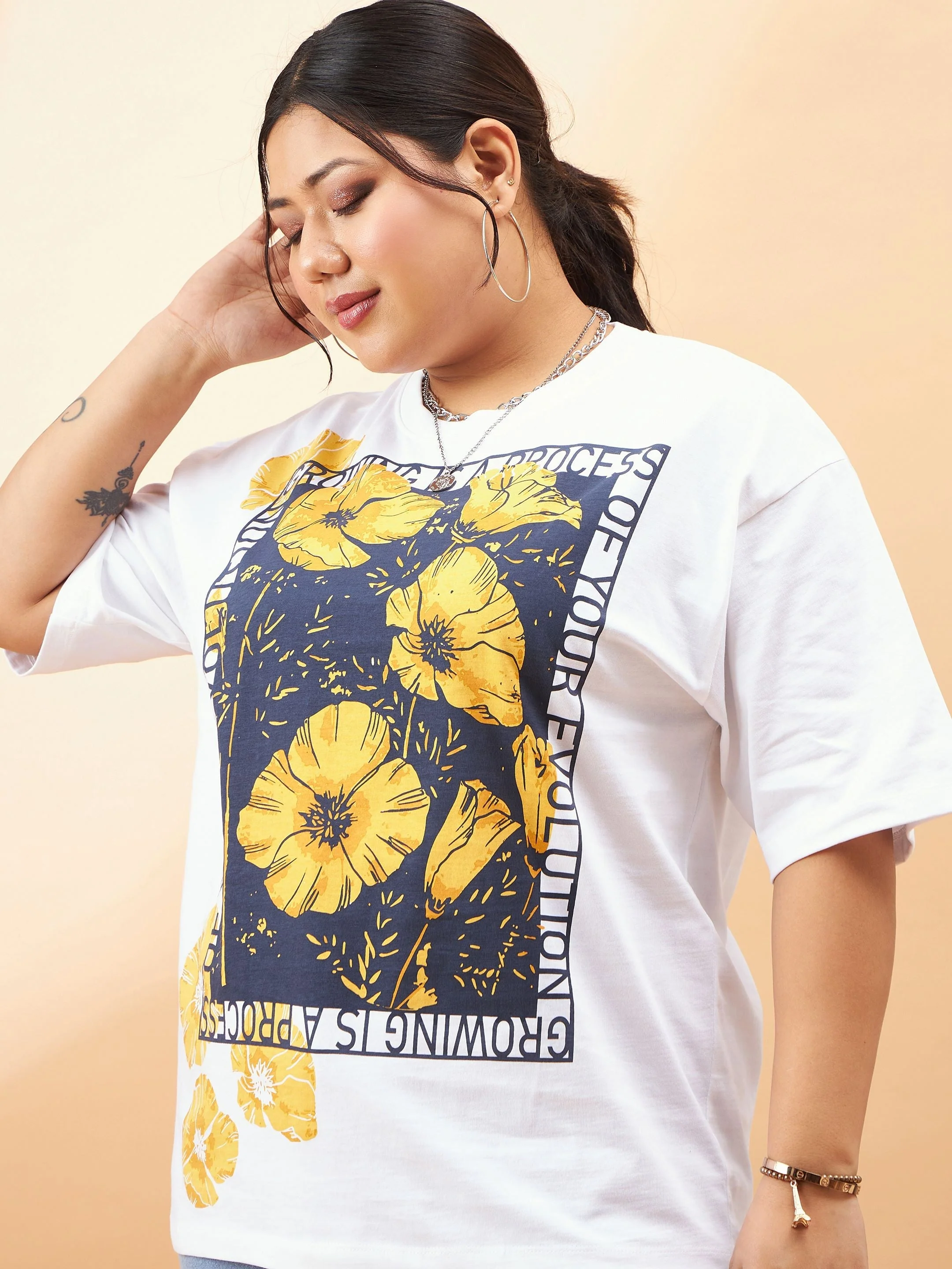Women White Graphic Floral Print T-Shirt - Image 4