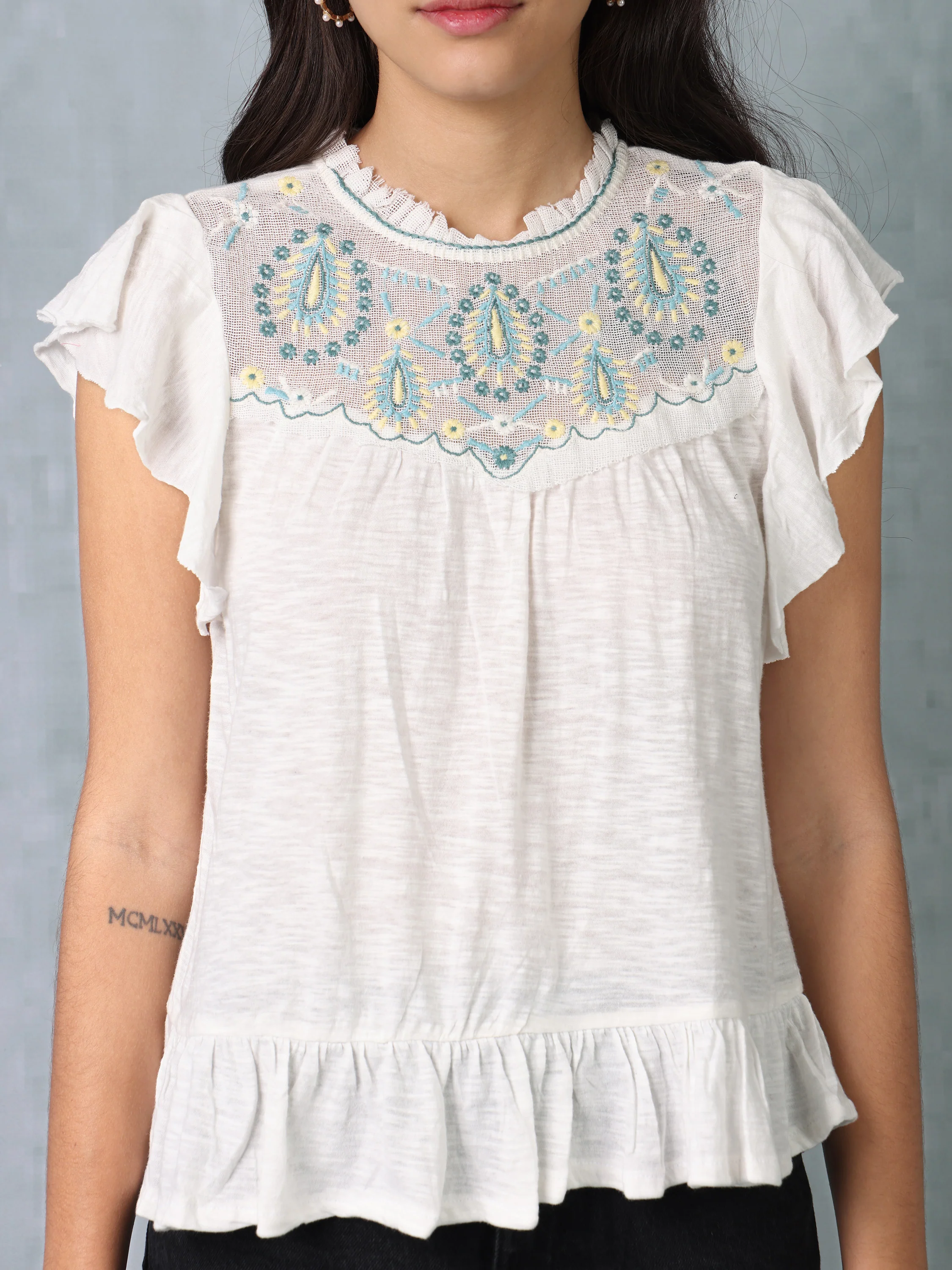 Women White & Green Embroidered Top - Image 5