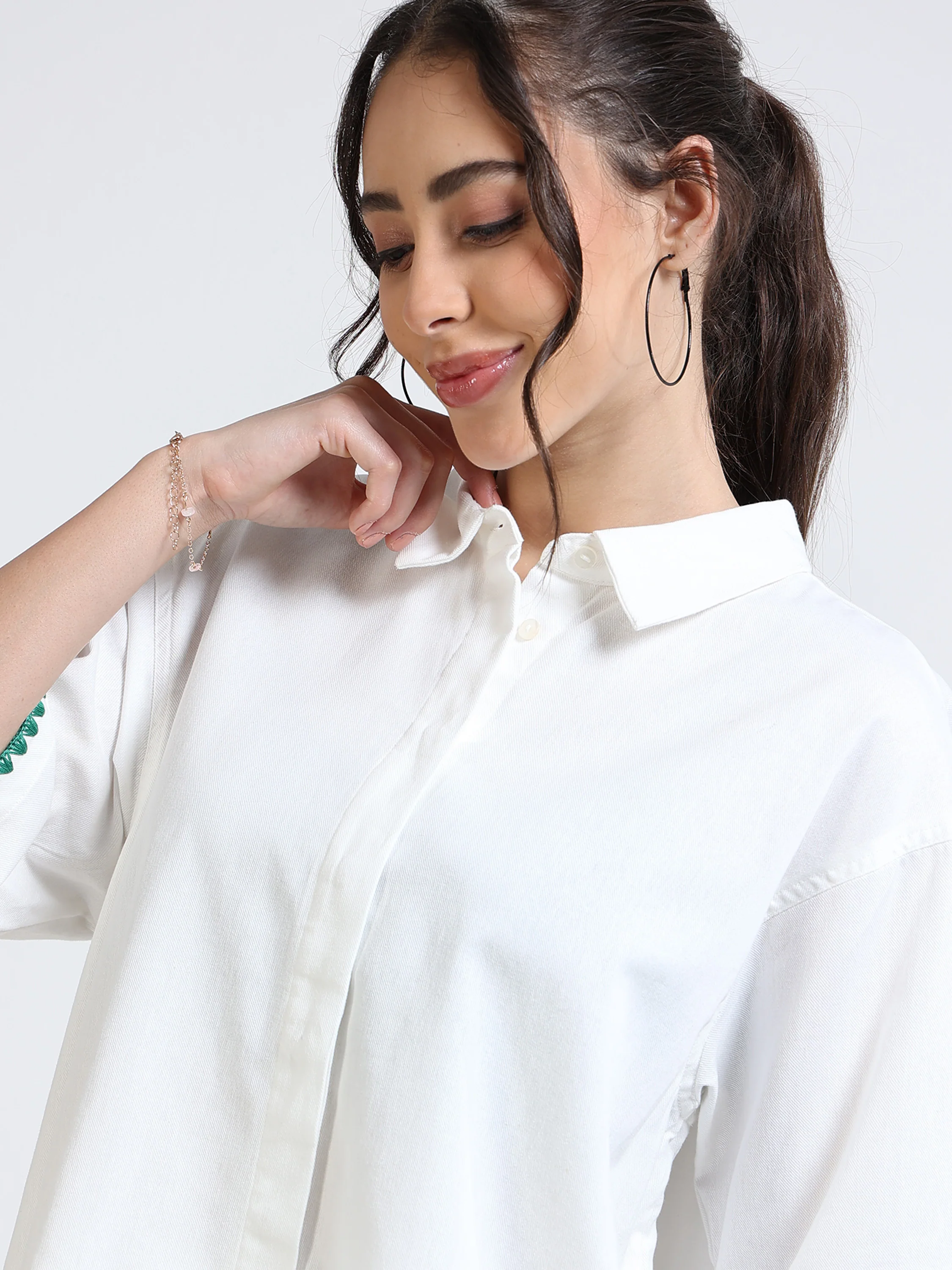 Women Oversized Embroidered Shirt - Image 4