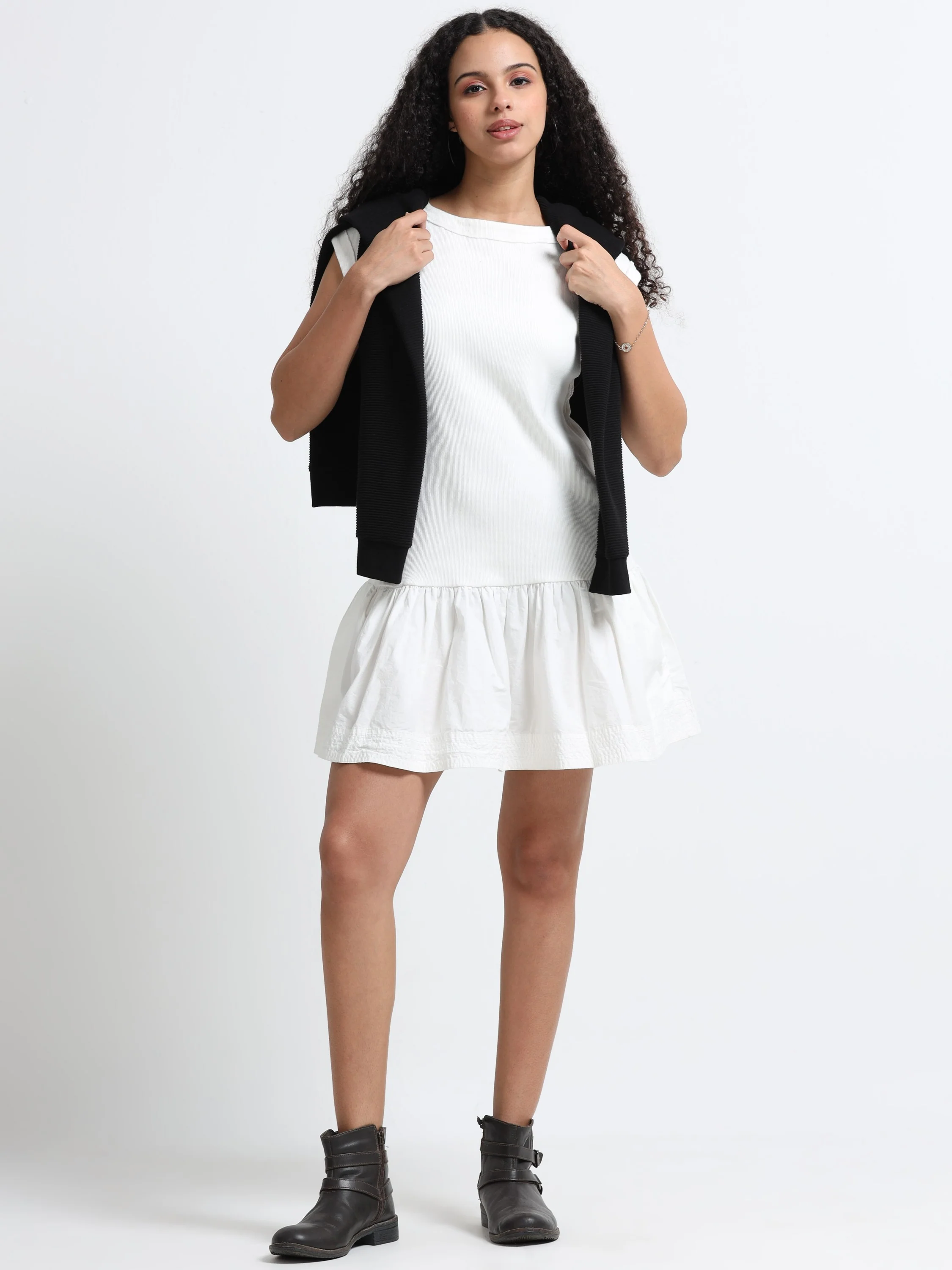 Women White Peplum Dress - Image 3