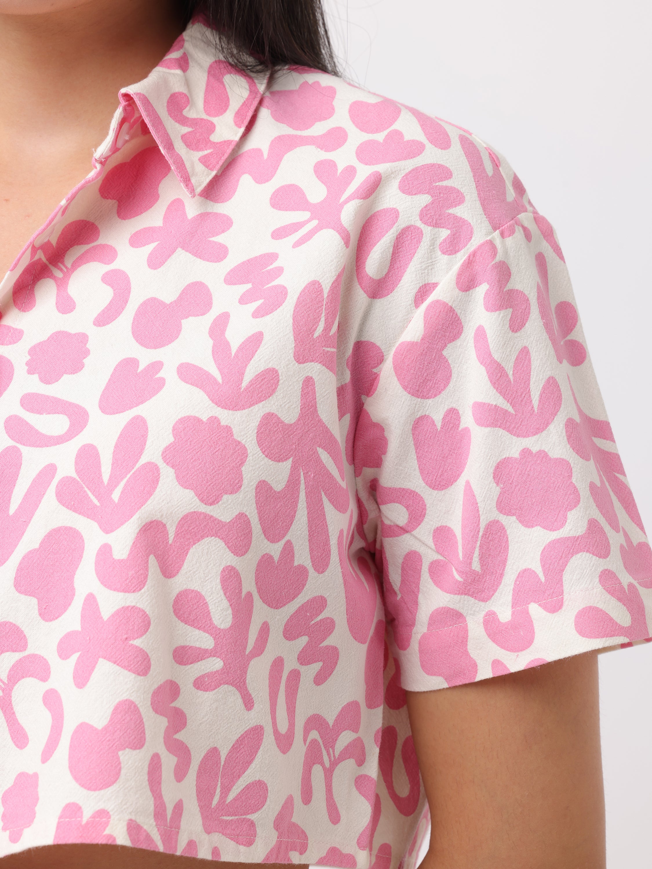 Women Pink Abstract Crop Shirt - Image 6